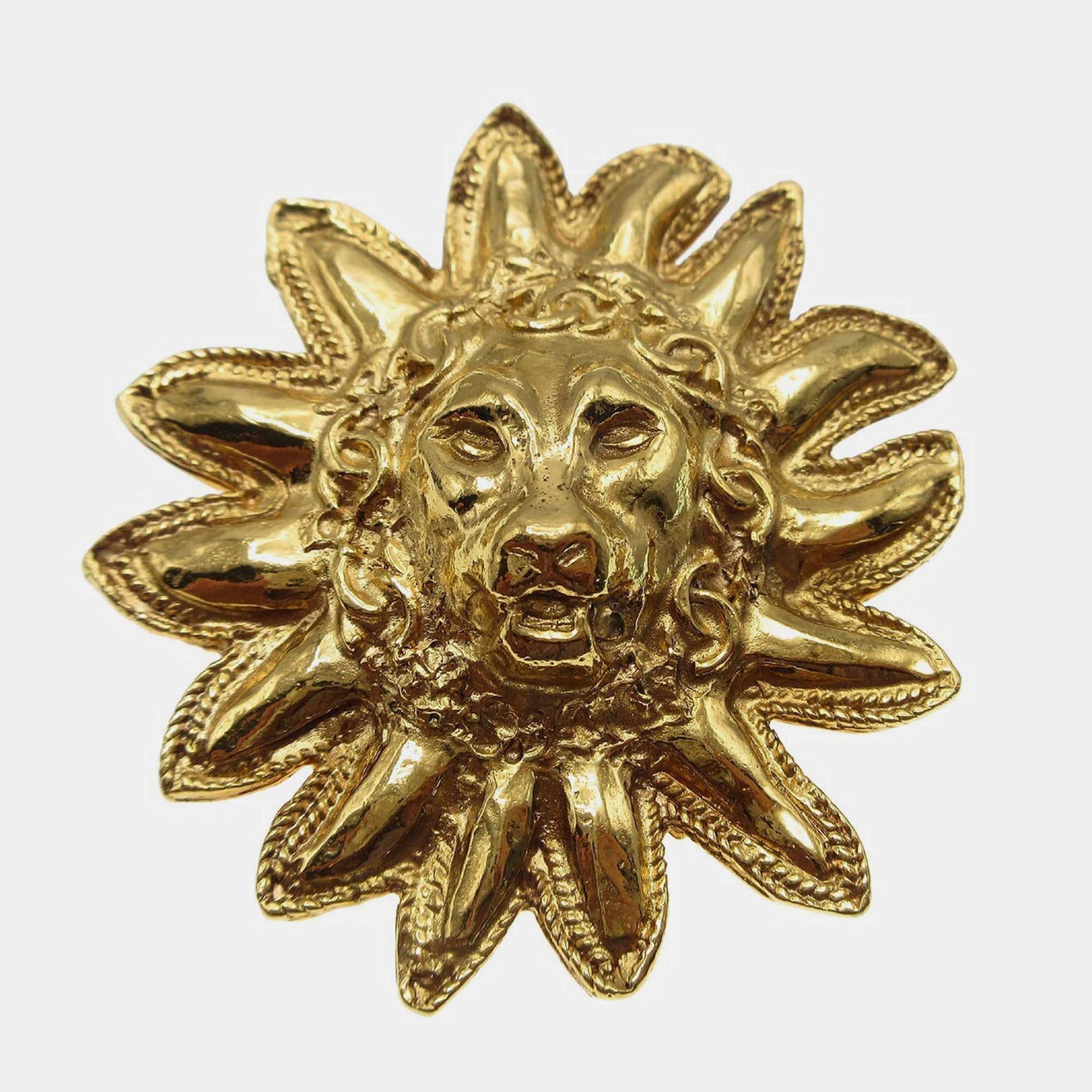 Pre Owned Chanel Lion Brooch Pin Gold