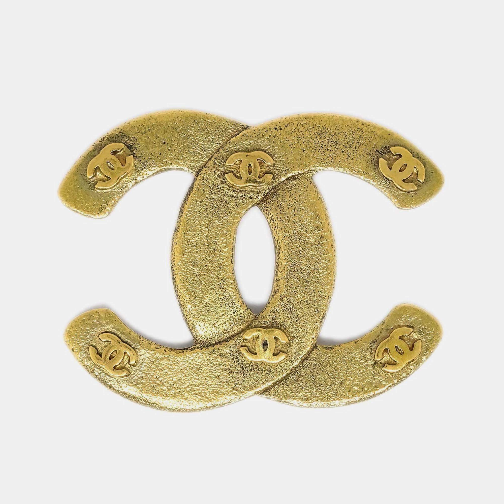 Pre Owned Chanel CC Brooch Pin Gold