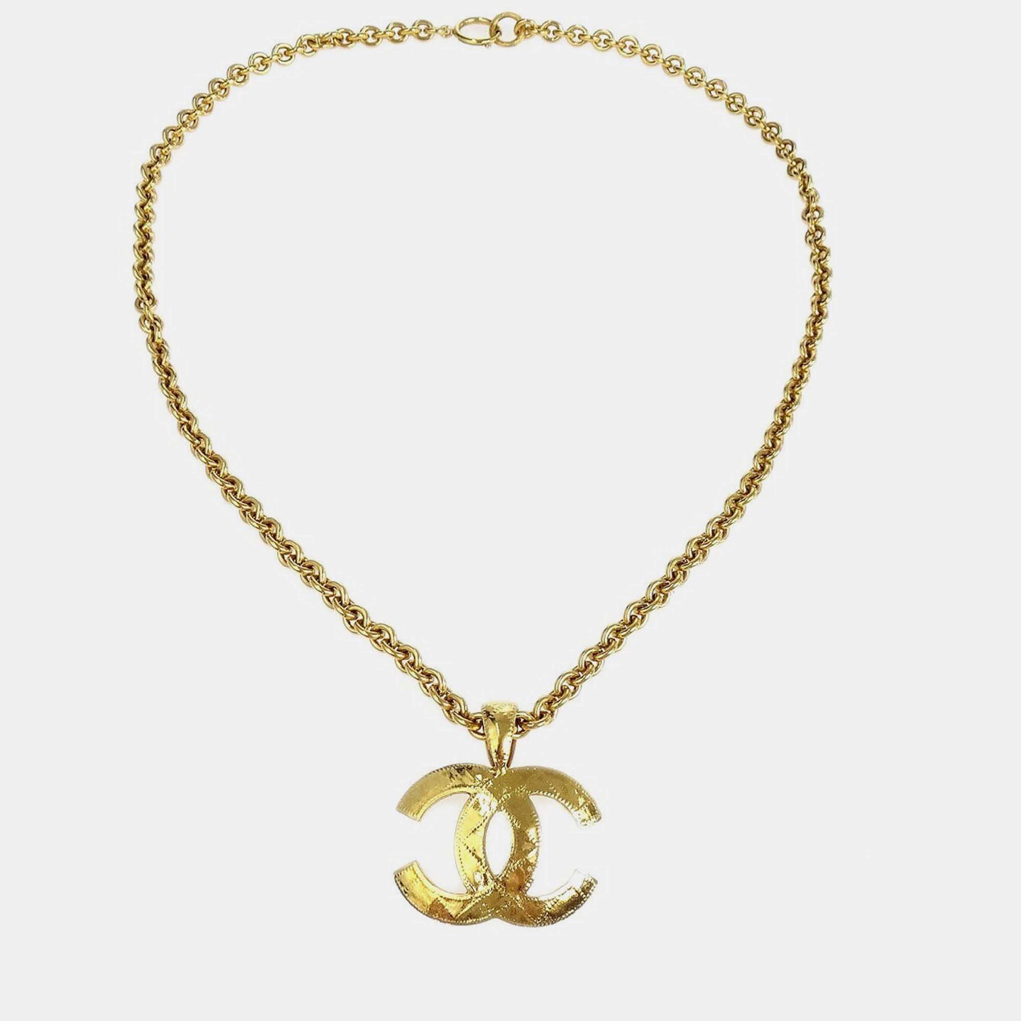Pre Owned Chanel Gold Chain Pendant Necklace