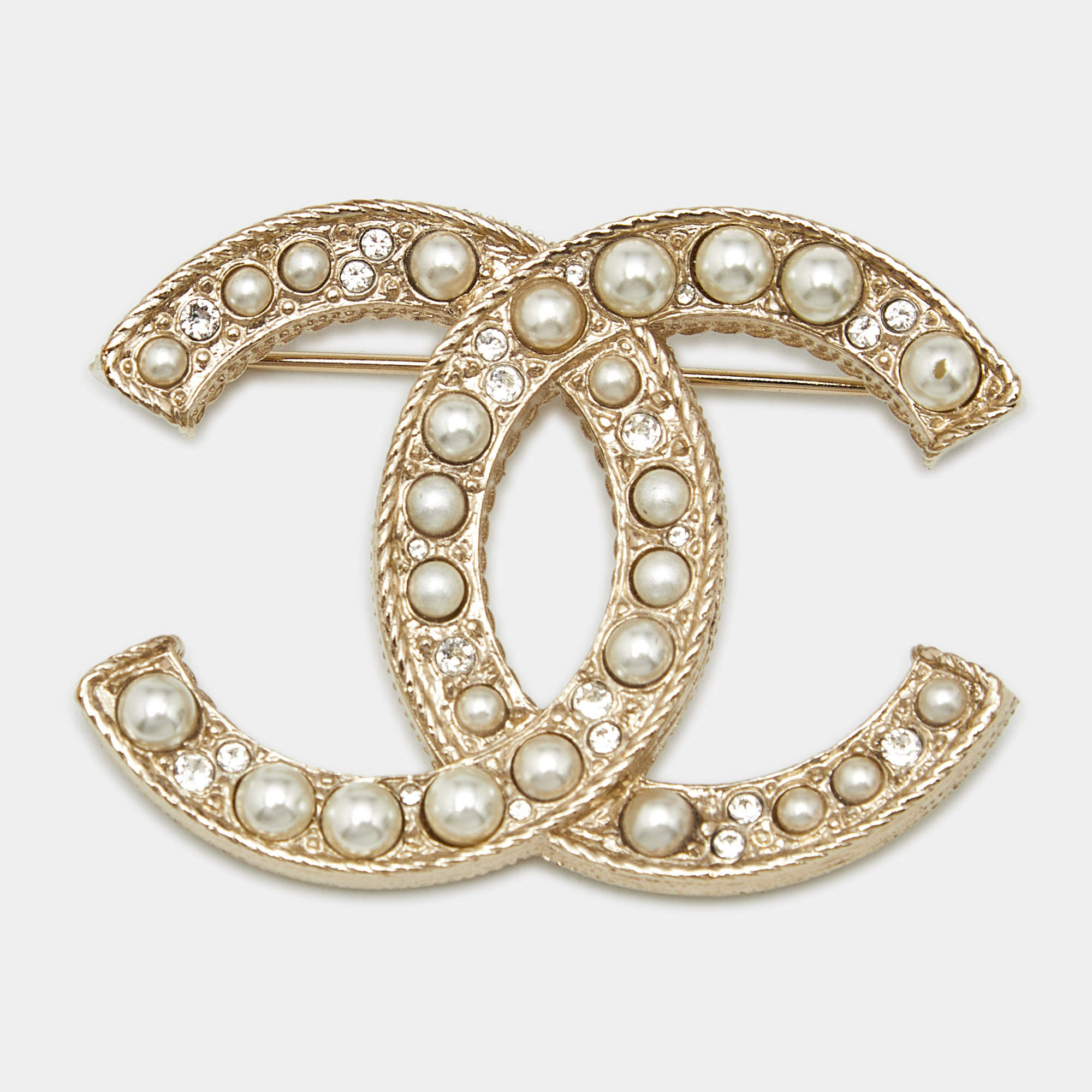 Pre Owned Chanel CC Faux Pearl Crystals Gold Tone Brooch