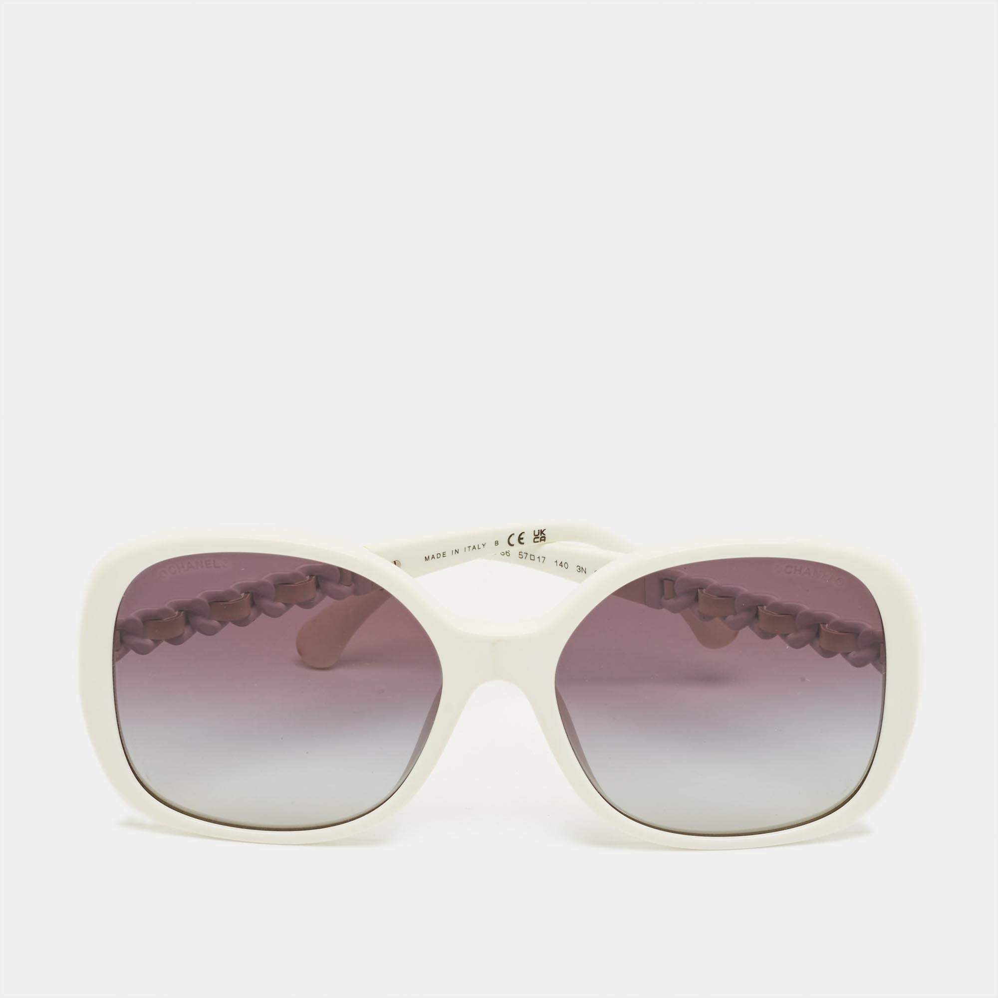مملوكة مسبقًا Chanel White/Grey Gradient 5470 Q Chain Oversized Sunglasses