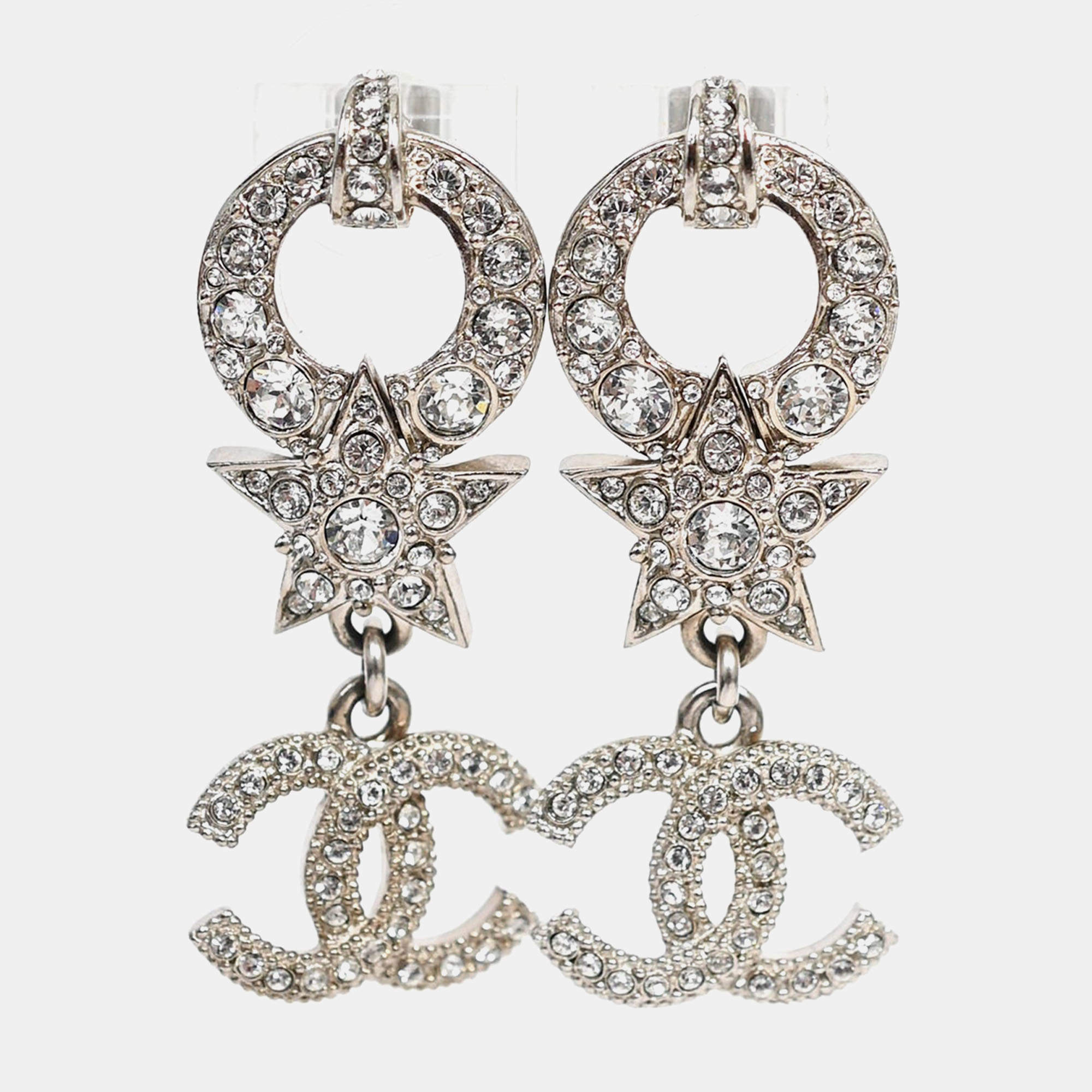 Pre Owned Chanel 2020 Silver Tone Crystal Star CC Earrings