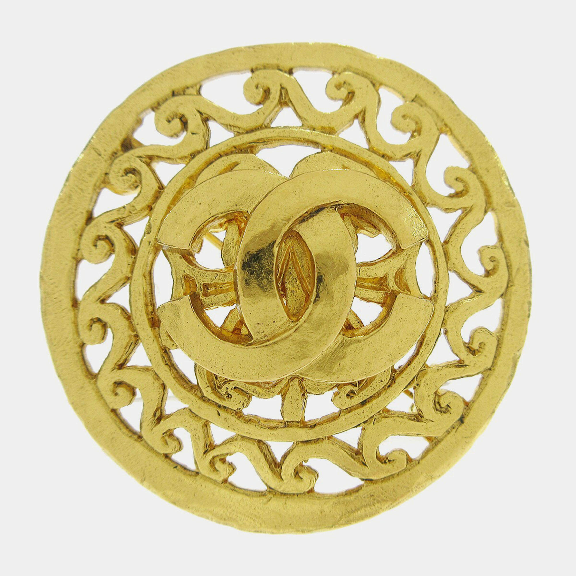 مملوكة مسبقًا Chanel Medallion Brooch Pin Gold