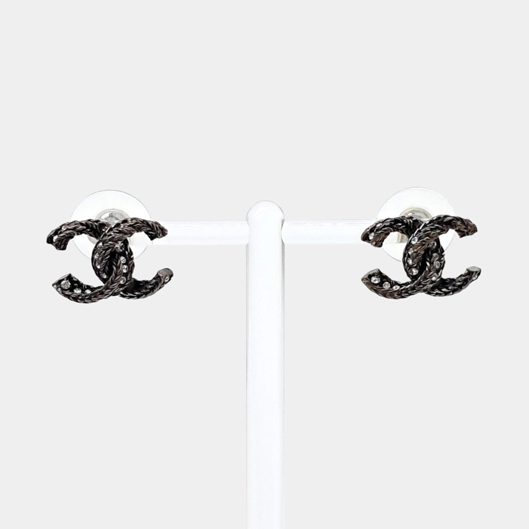 Pre Owned Chanel metal logo earrings