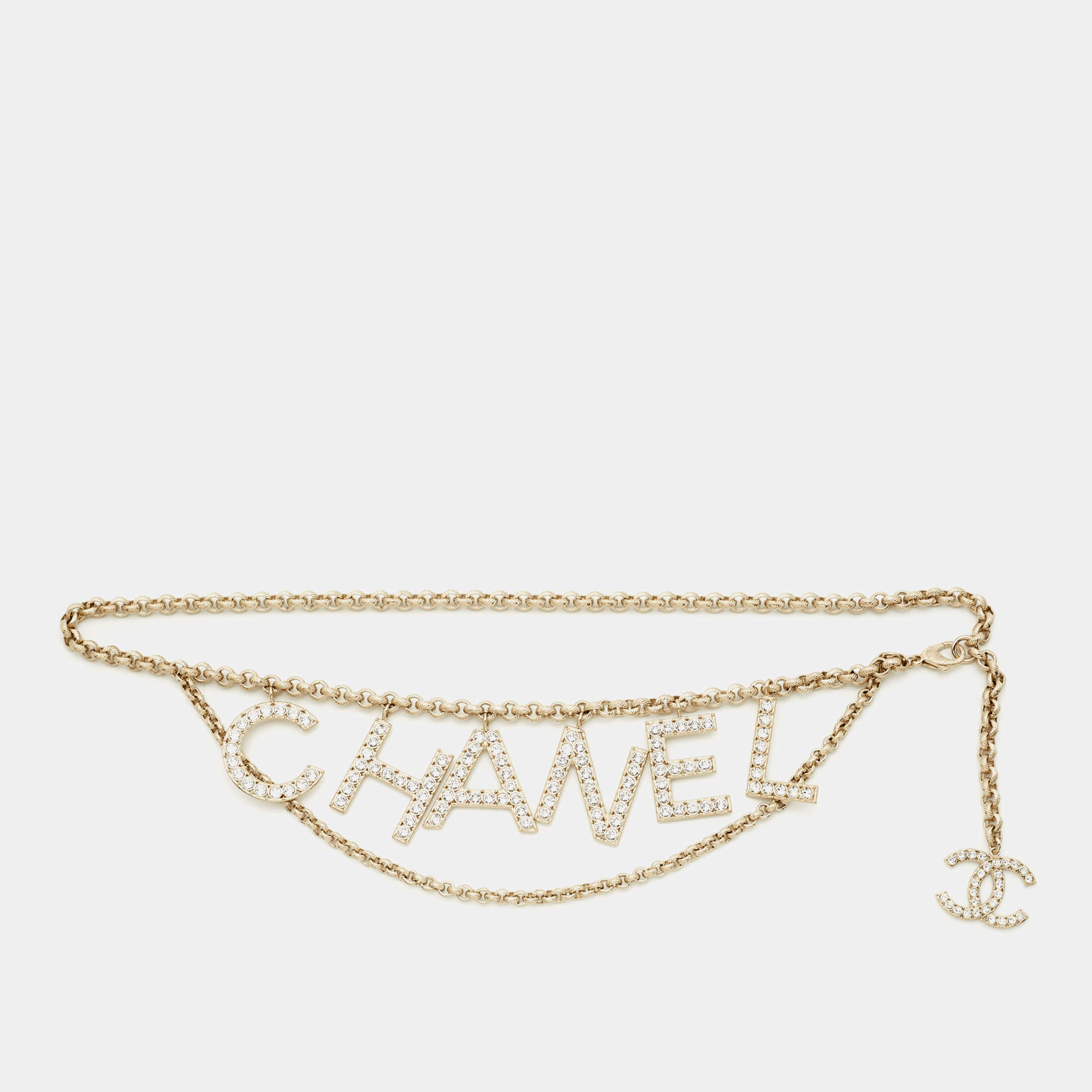 مملوكة مسبقًا حزام شانيل حروف بشعار كريستال ذهبي اللون