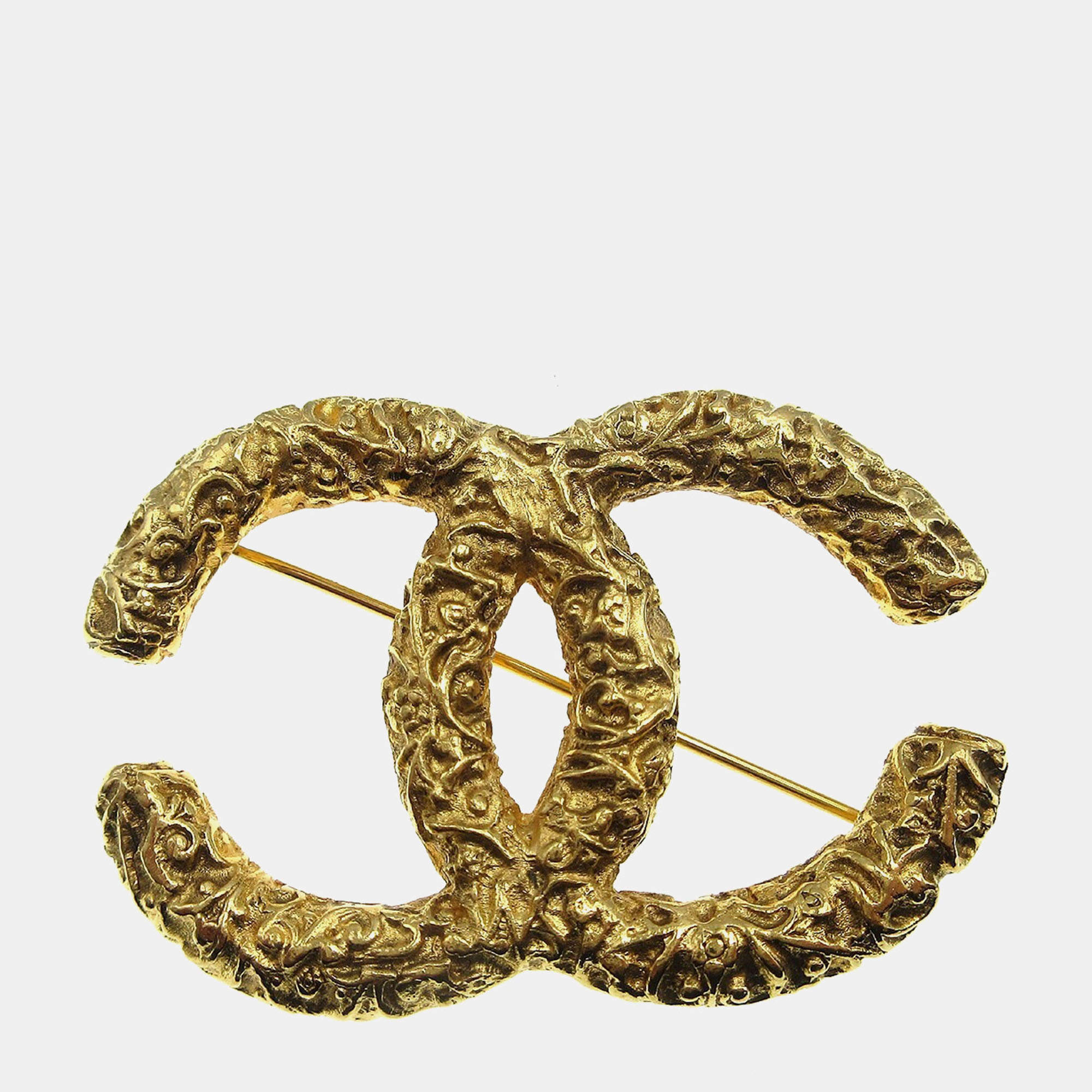 Pre Owned Chanel Cc Brooch Pin Gold