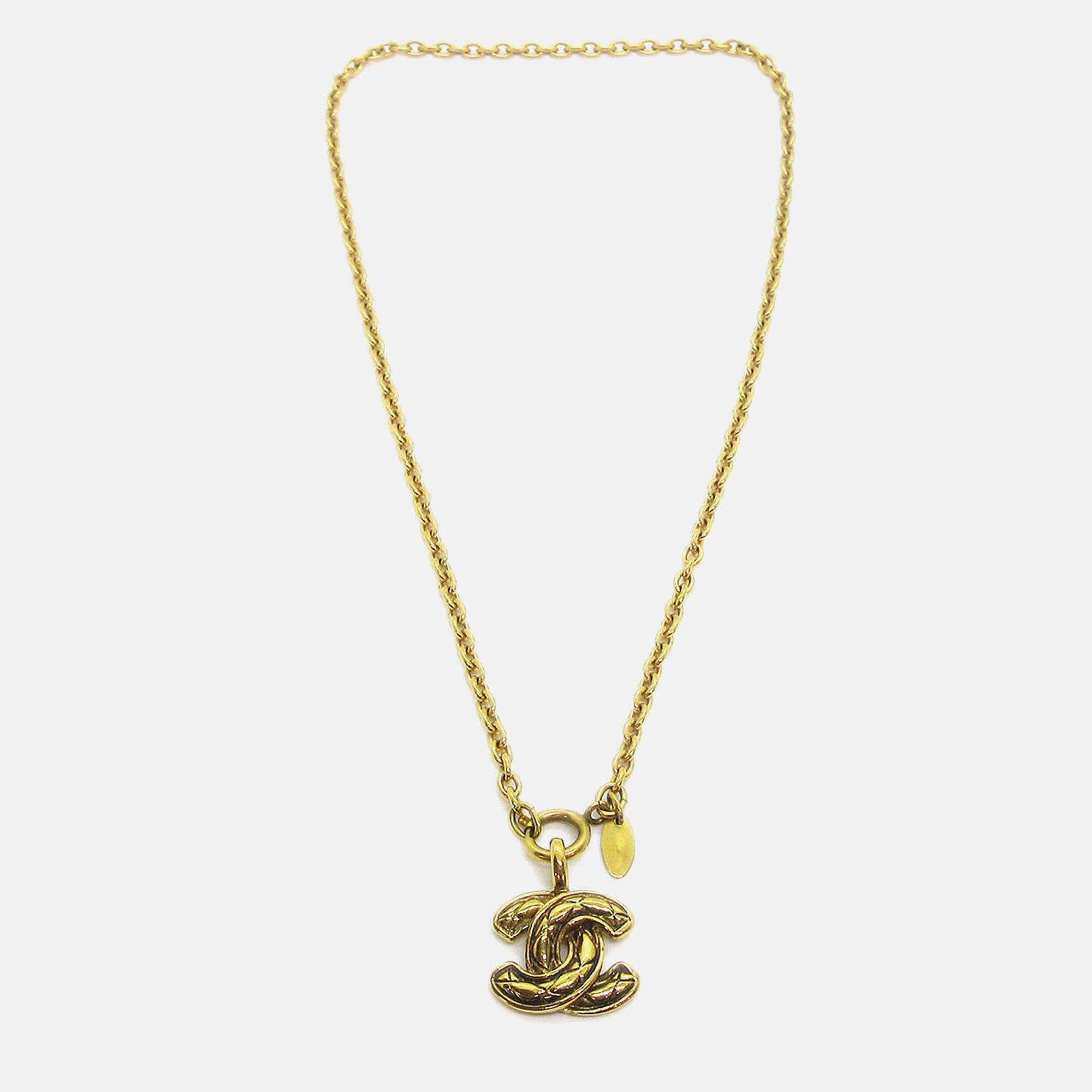 Pre Owned Chanel Cc Chain Pendant Necklace Gold