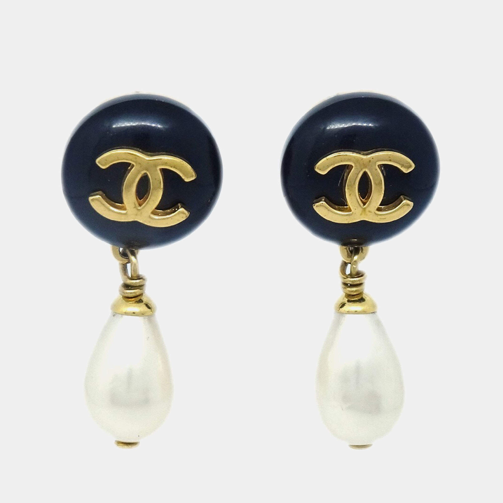 Pre Owned Chanel Artificial Pearl Dangle Earrings Clip-On Gold