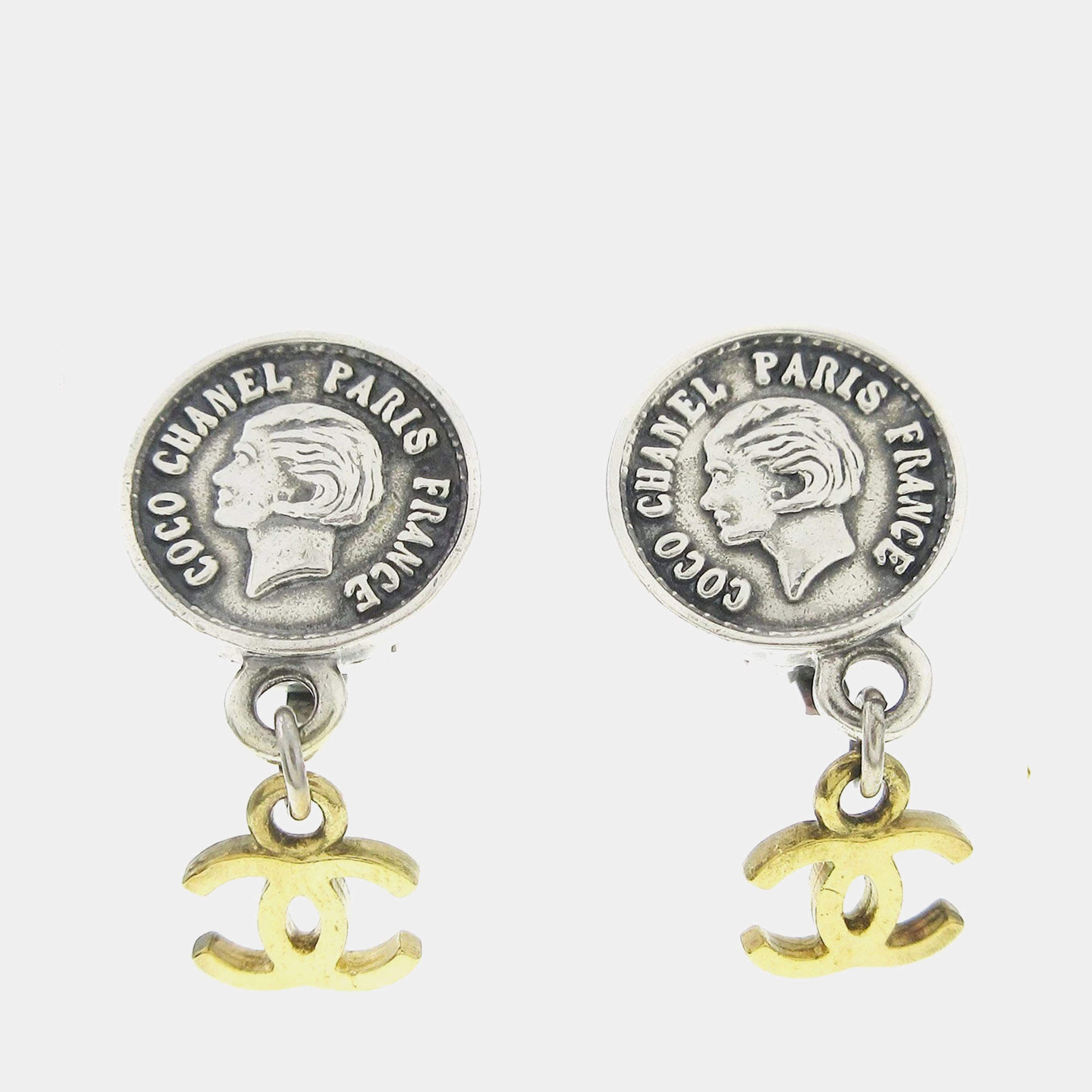 مملوكة مسبقًا Chanel Medallion Dangle Earrings Gold Silver Clip-On