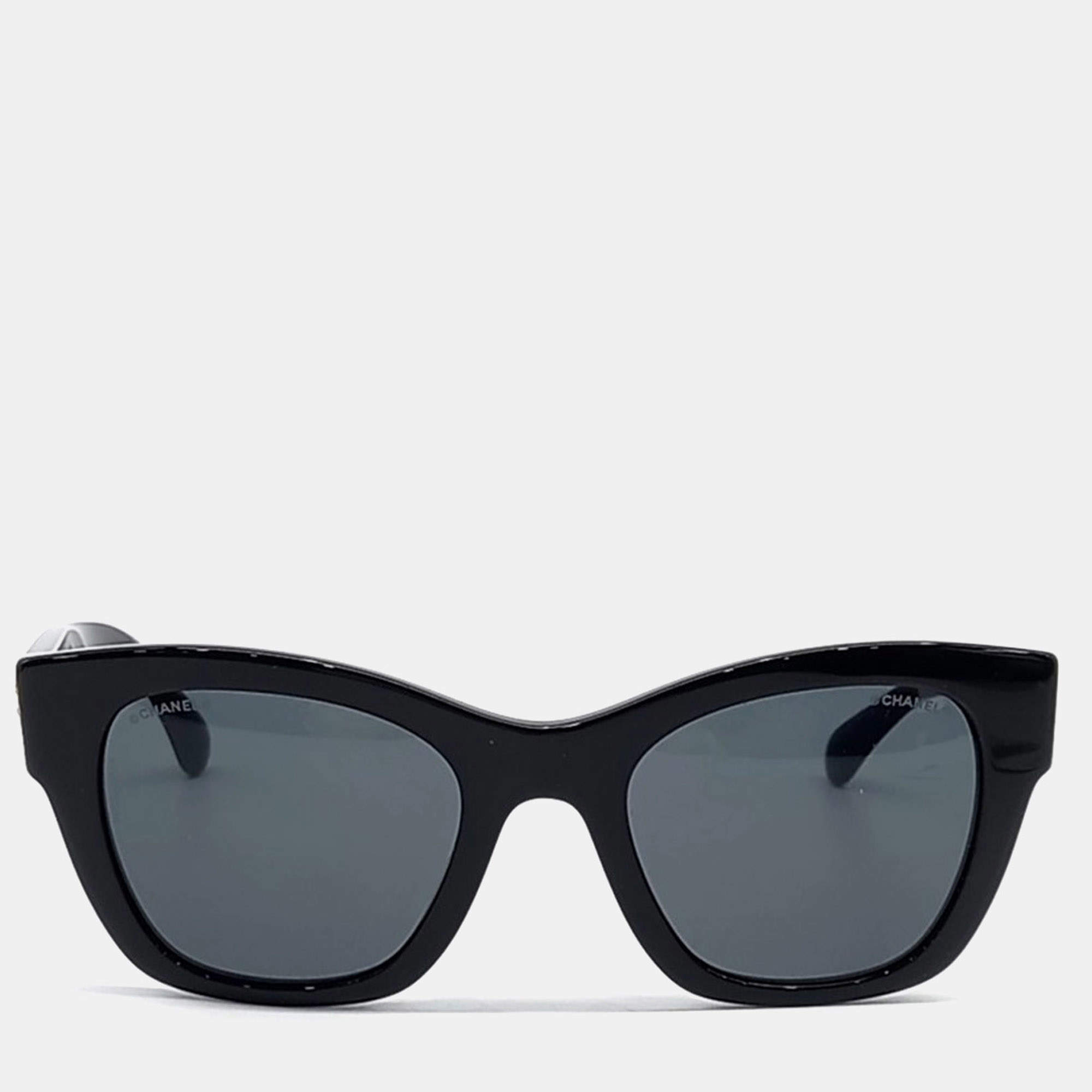 Pre Owned Chanel heart sunglasses