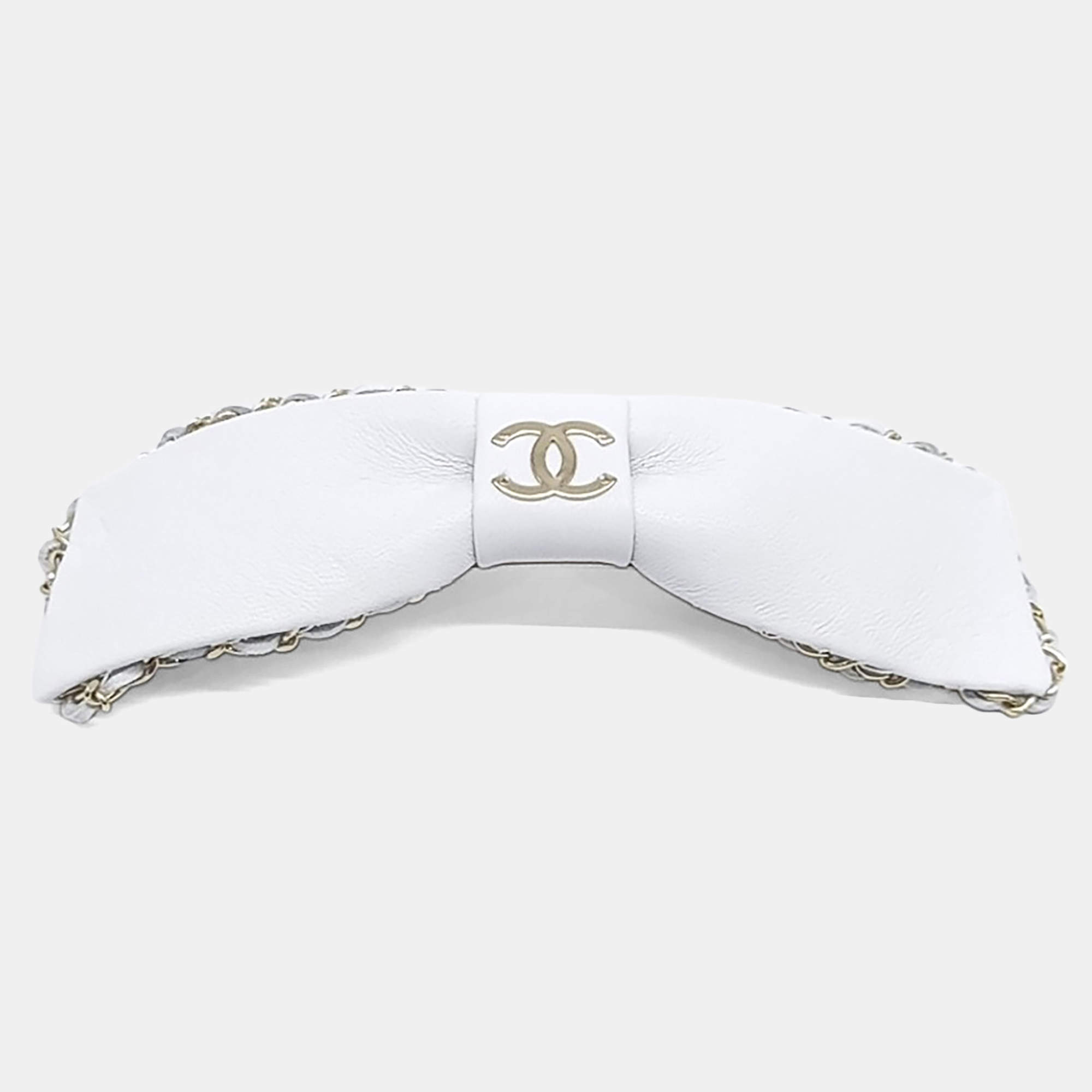 Pre Owned Chanel Leather White Hairpin