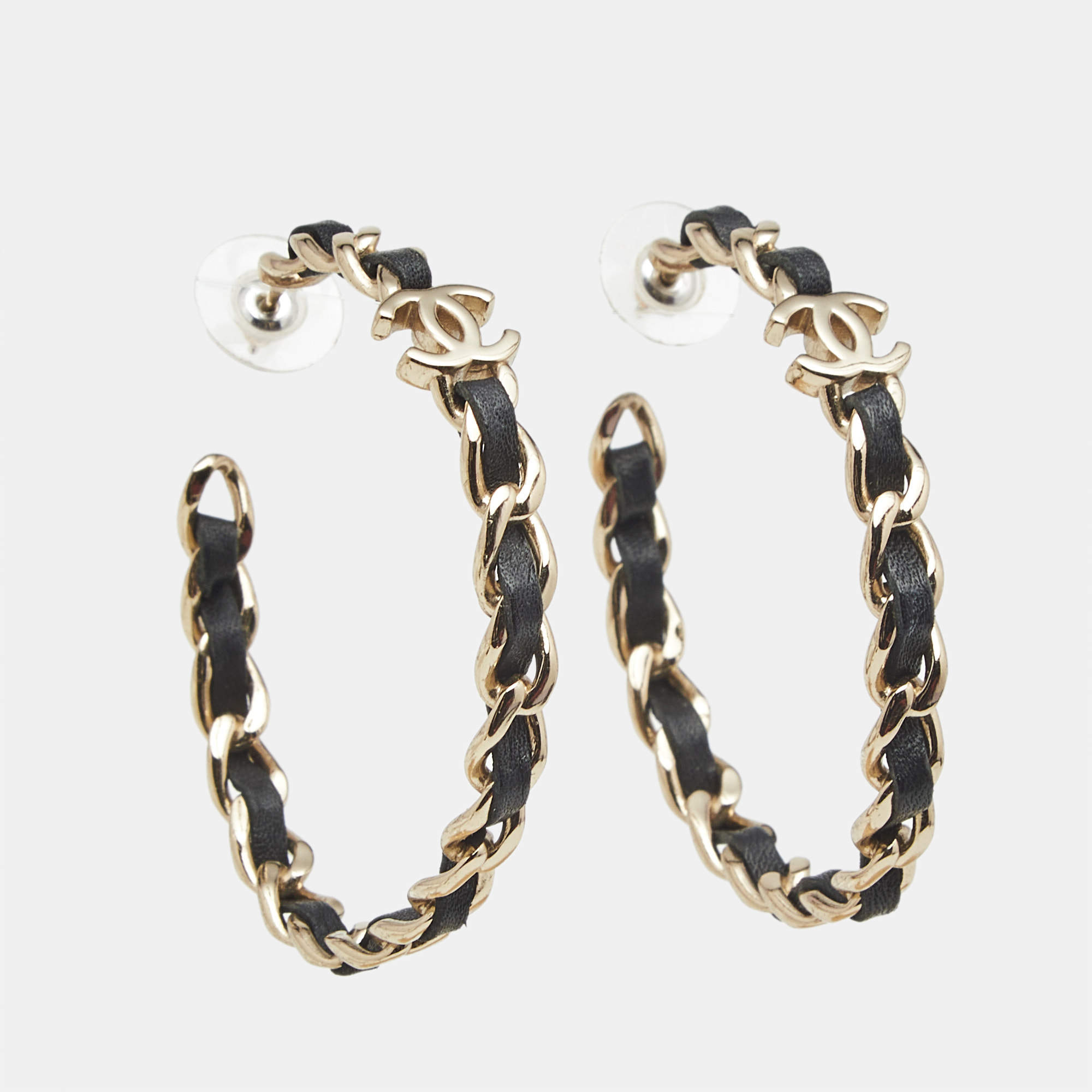 Pre Owned Chanel CC Leather Gold Tone Earrings