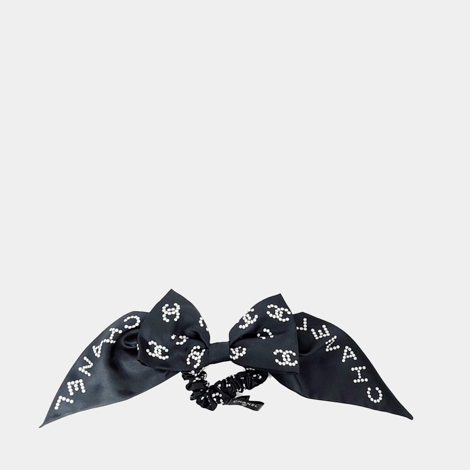 Pre Owned Chanel Navy Blue/White Silk Bow Hair Scrunchie