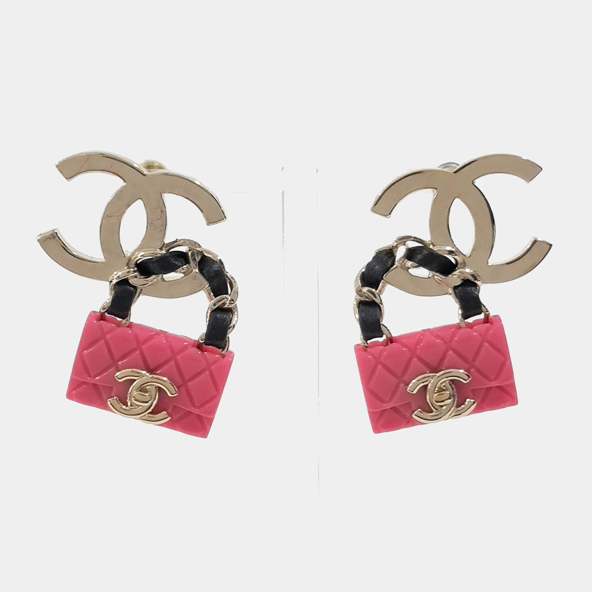 Pre Owned Chanel Metal earrings