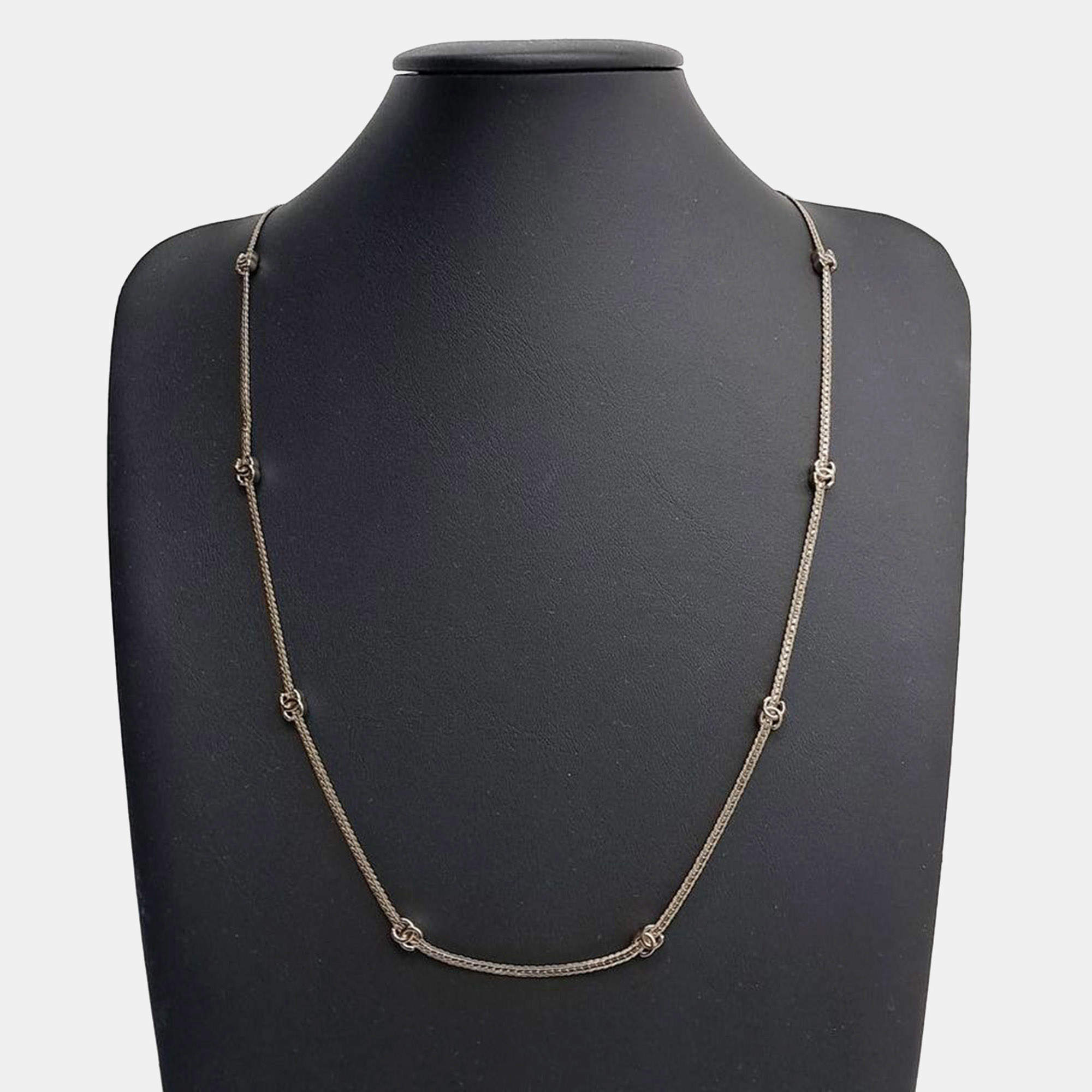 مملوكة مسبقًا Chanel metal necklace