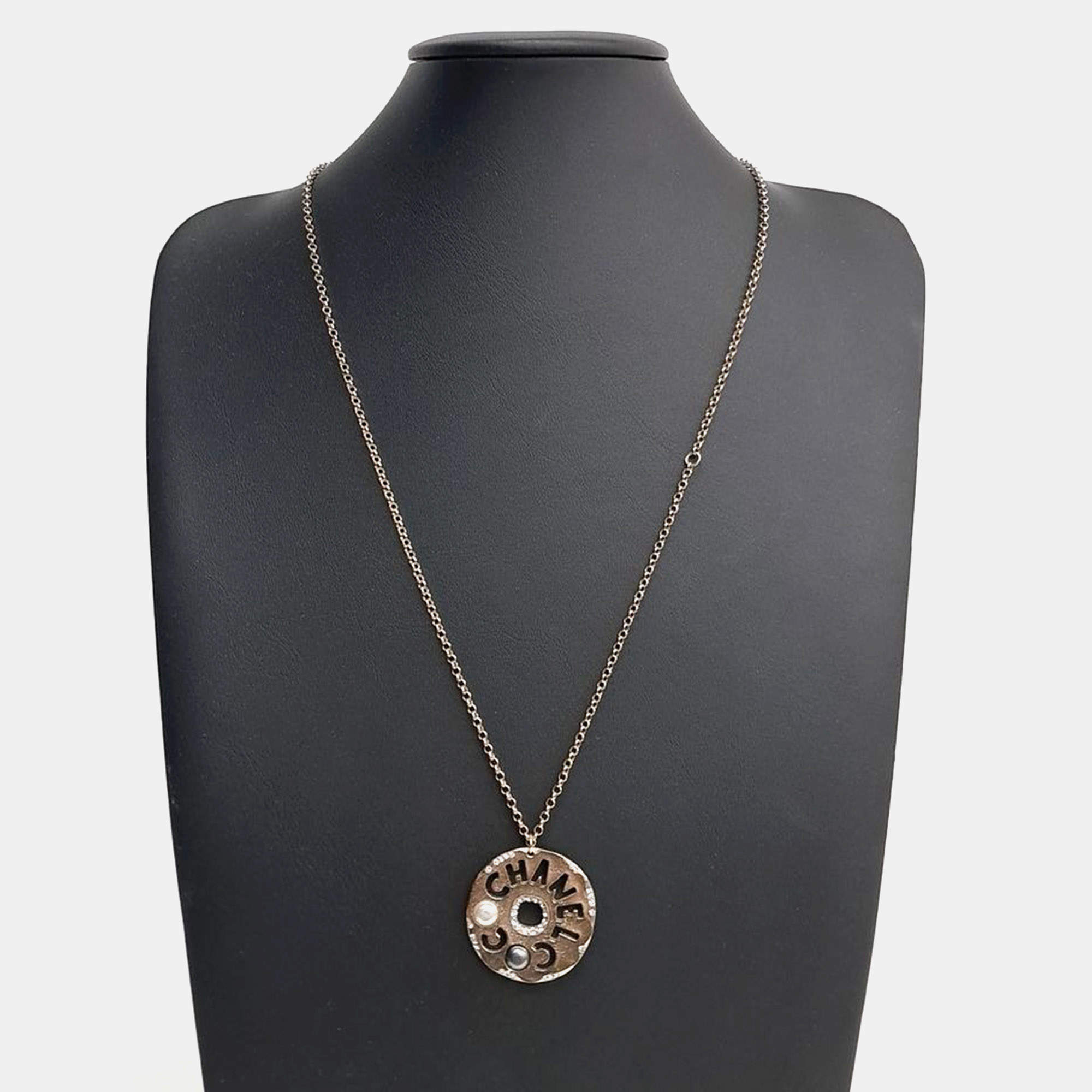 Pre Owned Chanel Logo Necklace