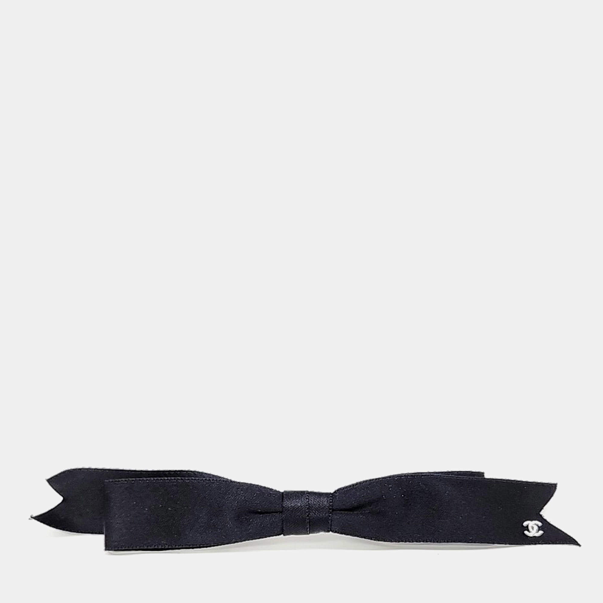 مملوكة مسبقًا Chanel hairpin