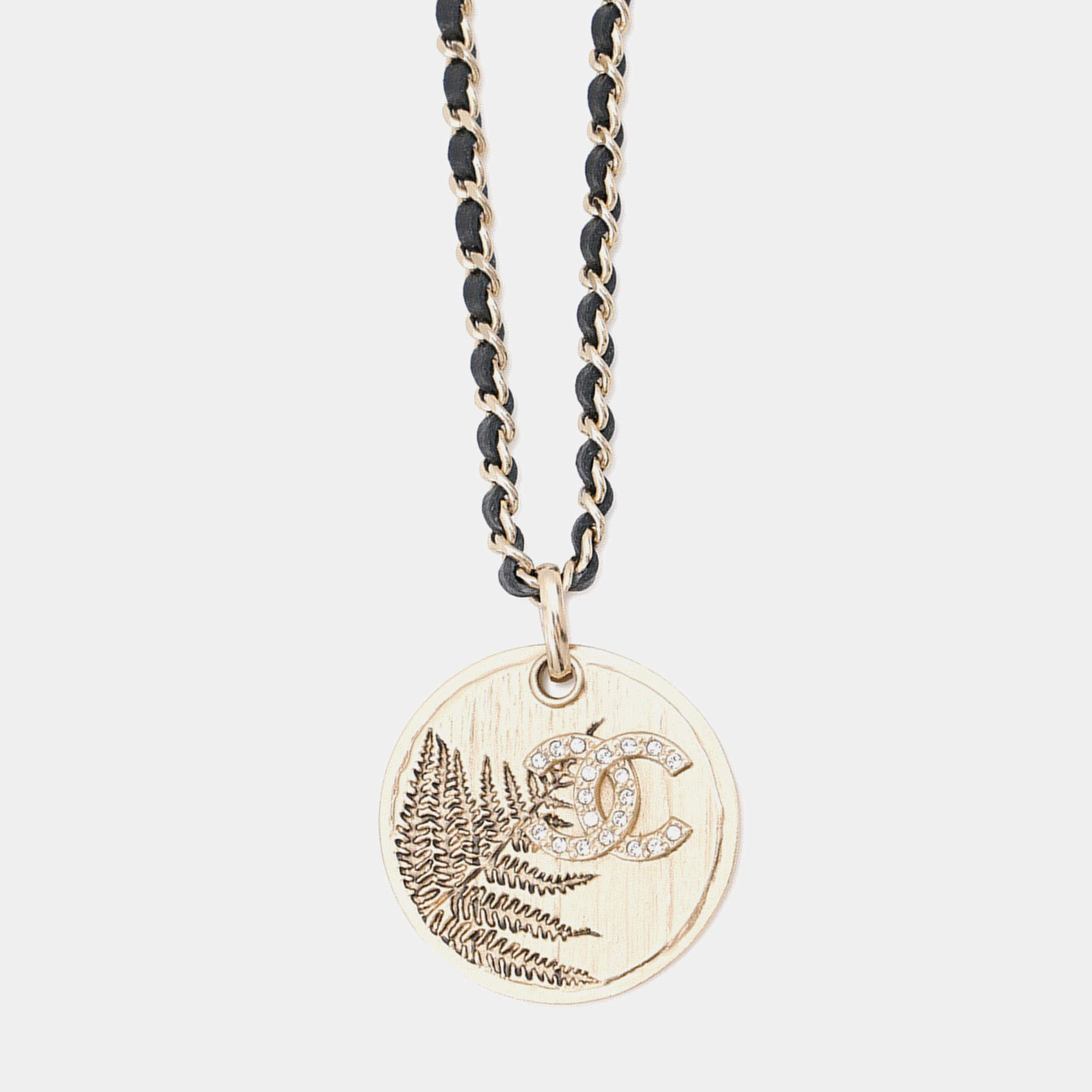 Pre Owned Chanel Cc Logo Rhinestone Round Coin Necklace Champagne Gold Metal Rhinestone