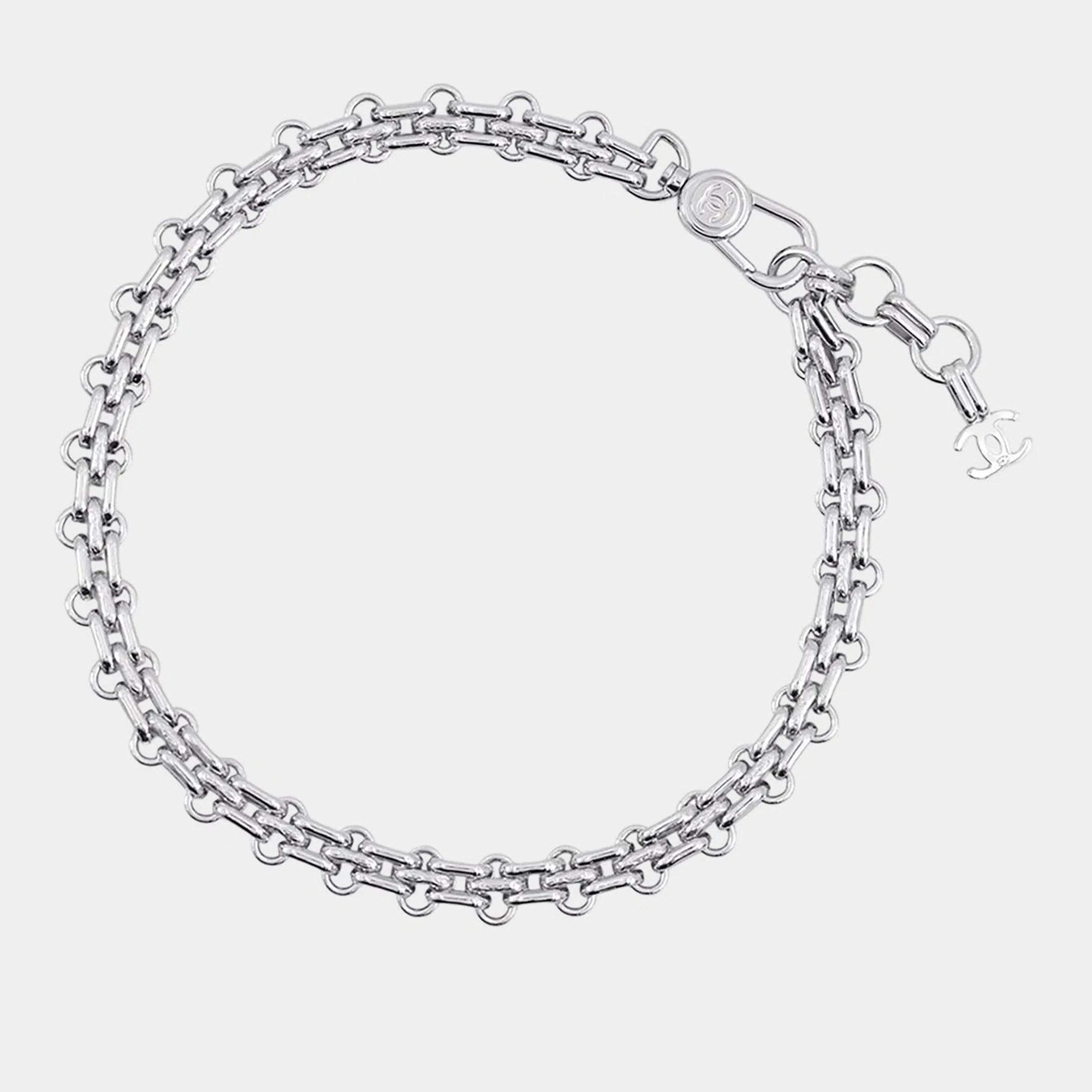 Pre Owned Chanel Chain Necklace Silverabh597-B24211-U9627 Metal