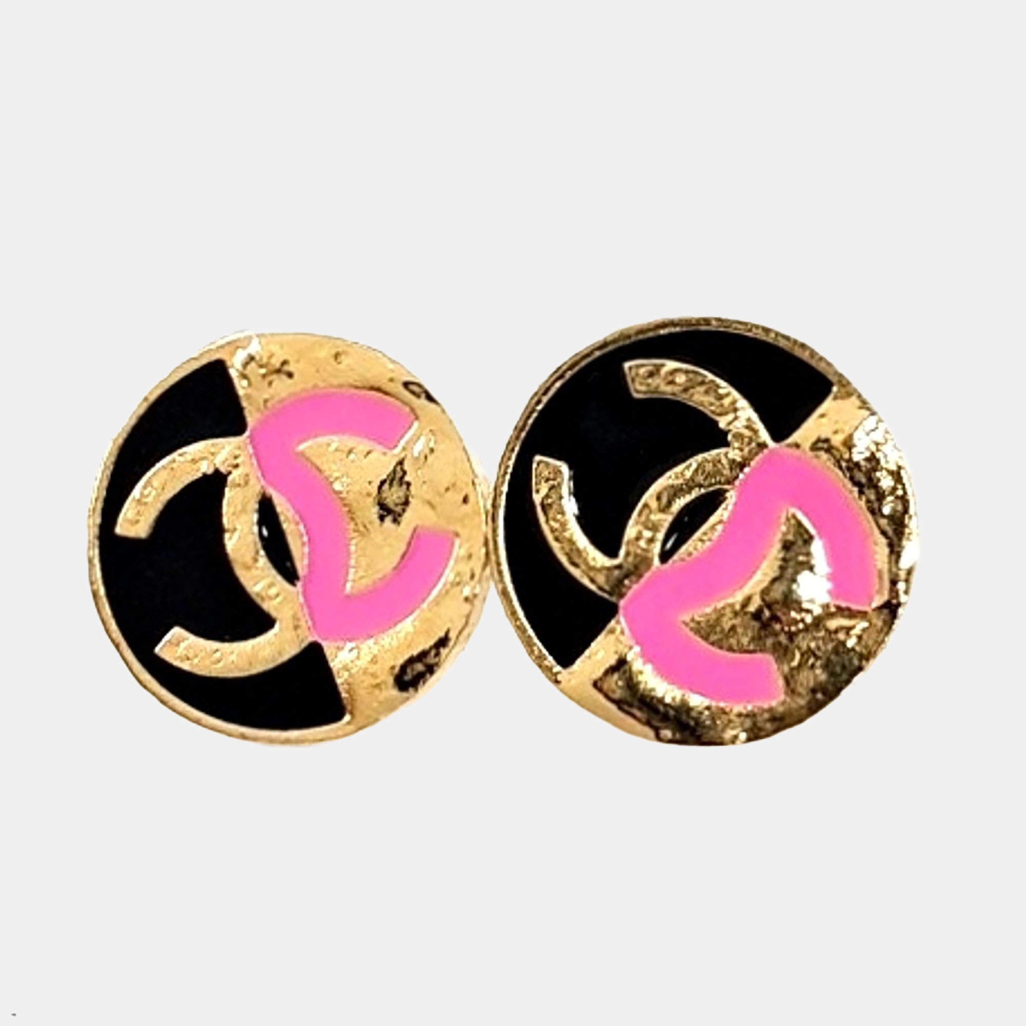 مملوكة مسبقًا Chanel CC Metal Enamel Round Earrings 
