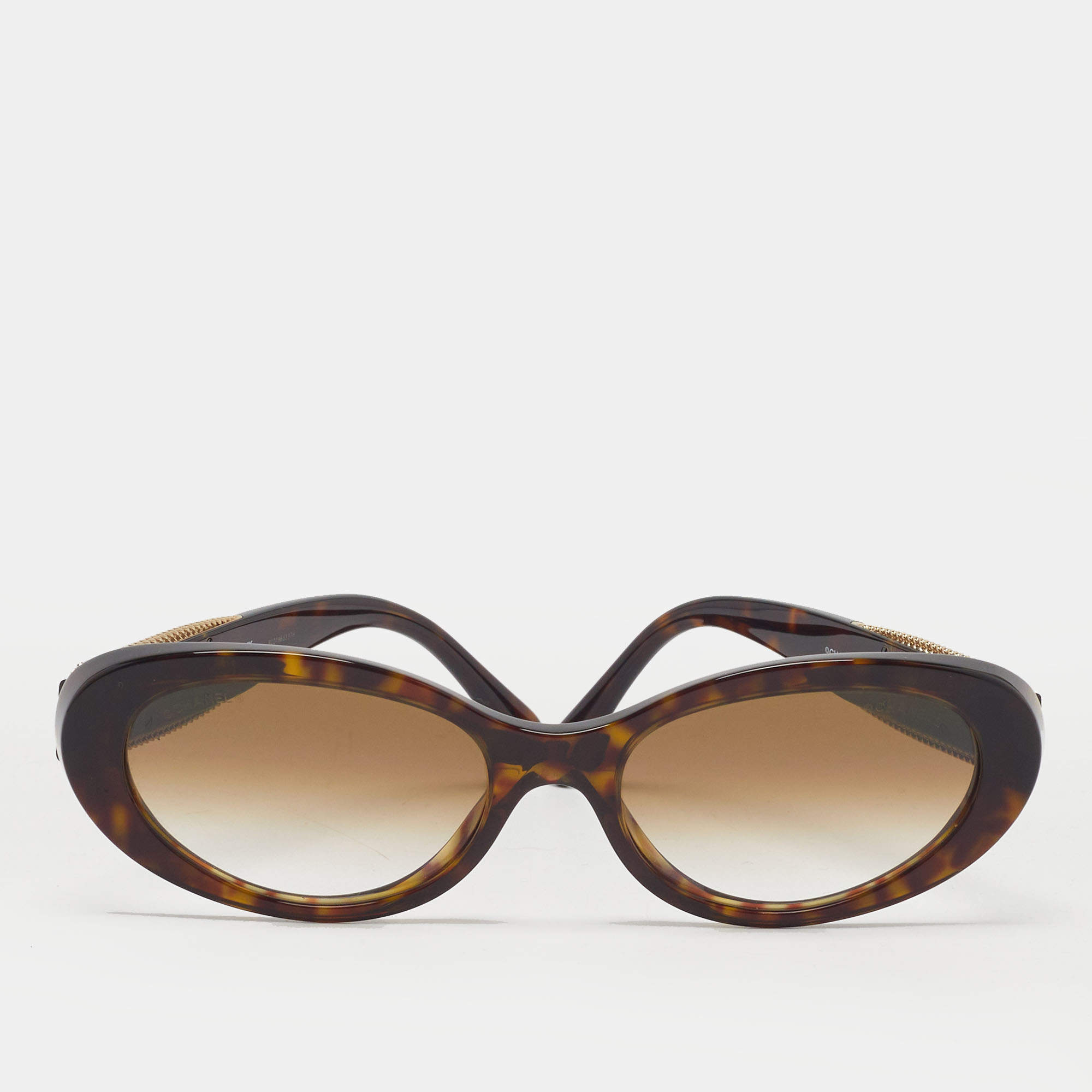 Pre Owned Chanel Tortoise Brown Gradient 5515 Chain Detail Oval Sunglasses