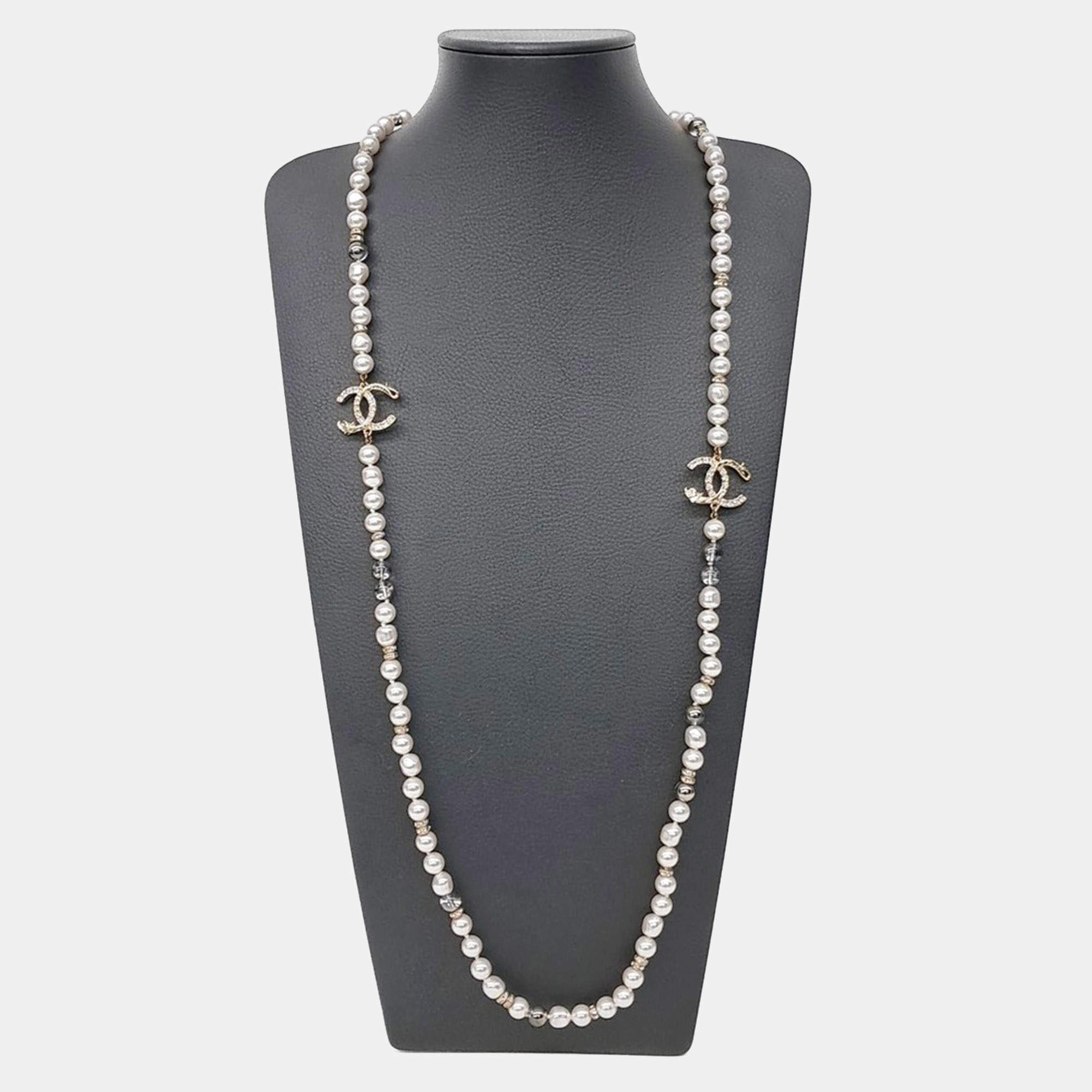 Pre Owned Chanel Pearl Necklace