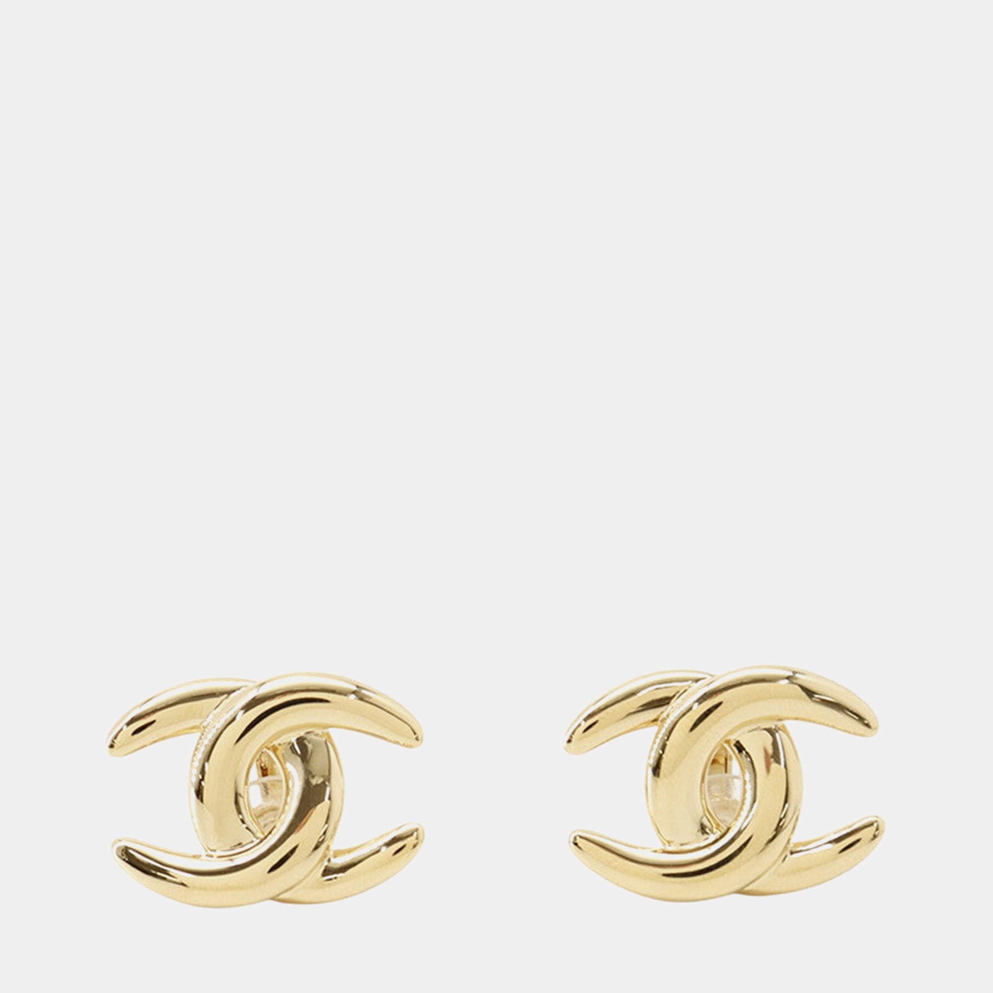 Pre Owned Chanel CC Logo Gold Plated Metal Women's Clip-On Earrings