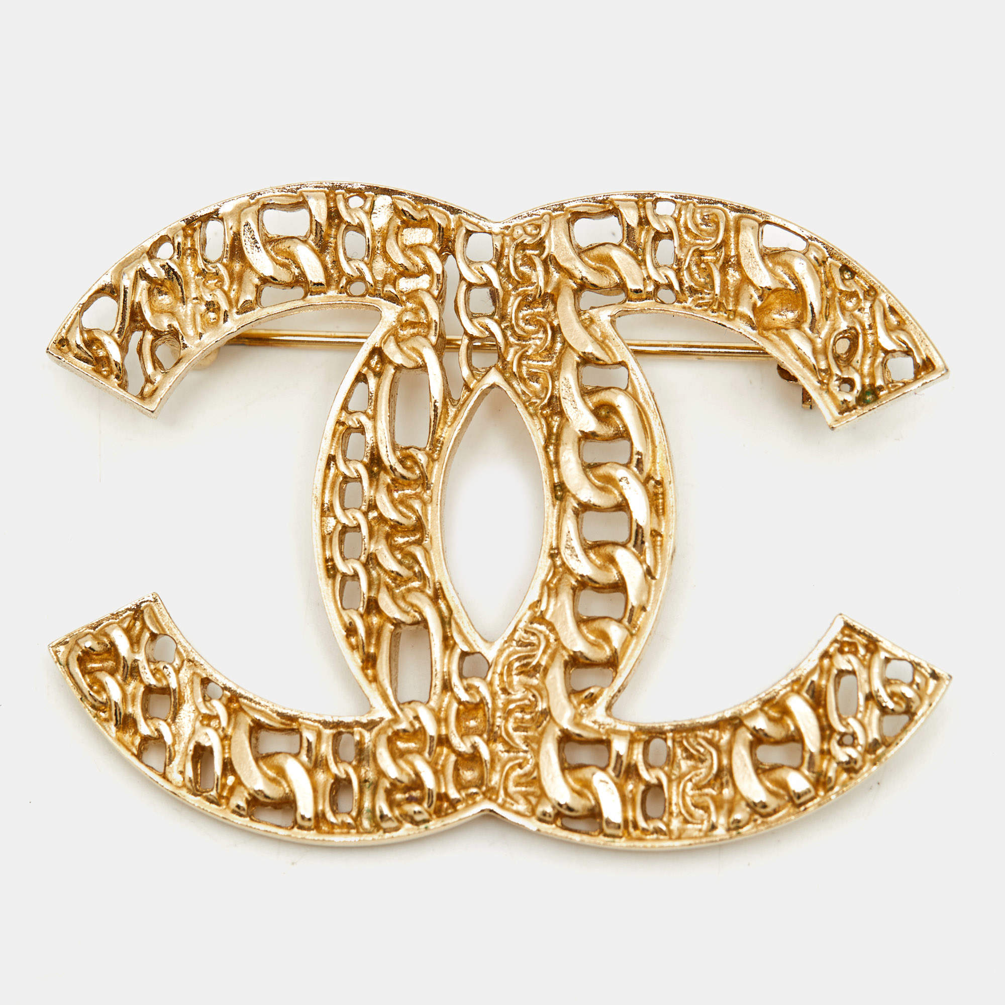 Pre Owned Chanel CC Gold Tone Brooch