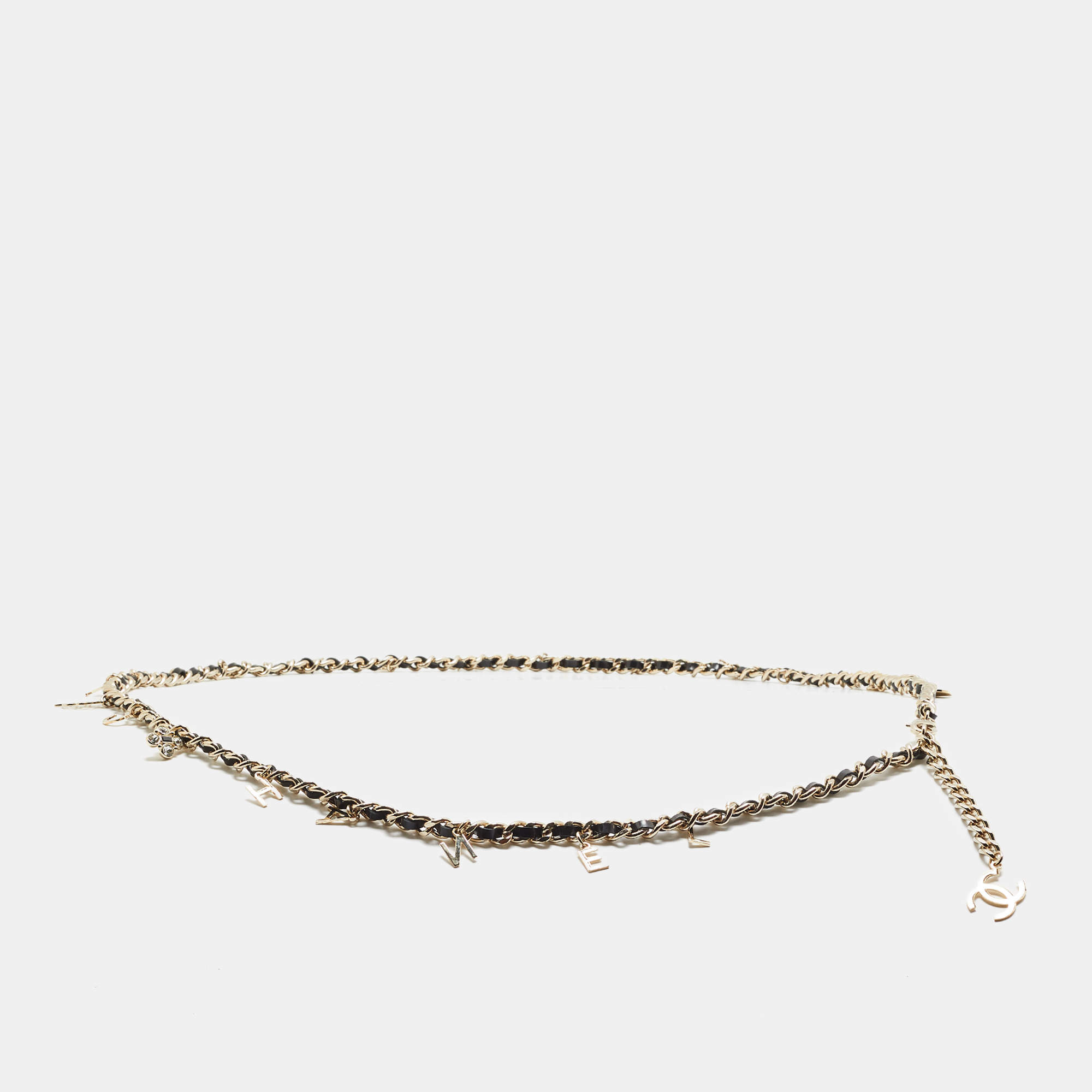 مملوكة مسبقًا Chanel Spring Multi-Letter Logo and Icon Charm Interwoven Leather Gold Tone Chain Belt