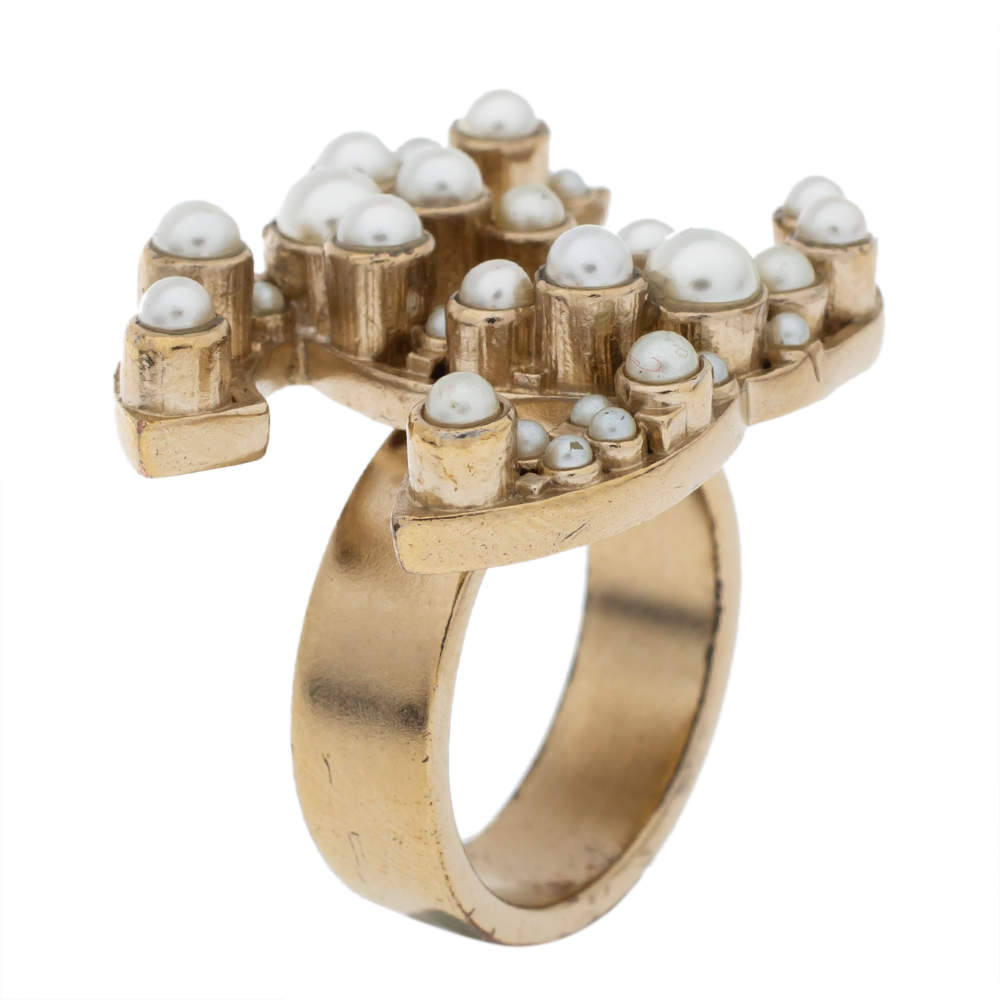 Pre Owned Chanel CC Logo Faux Pearl Pale Gold Tone Ring Size 54.5