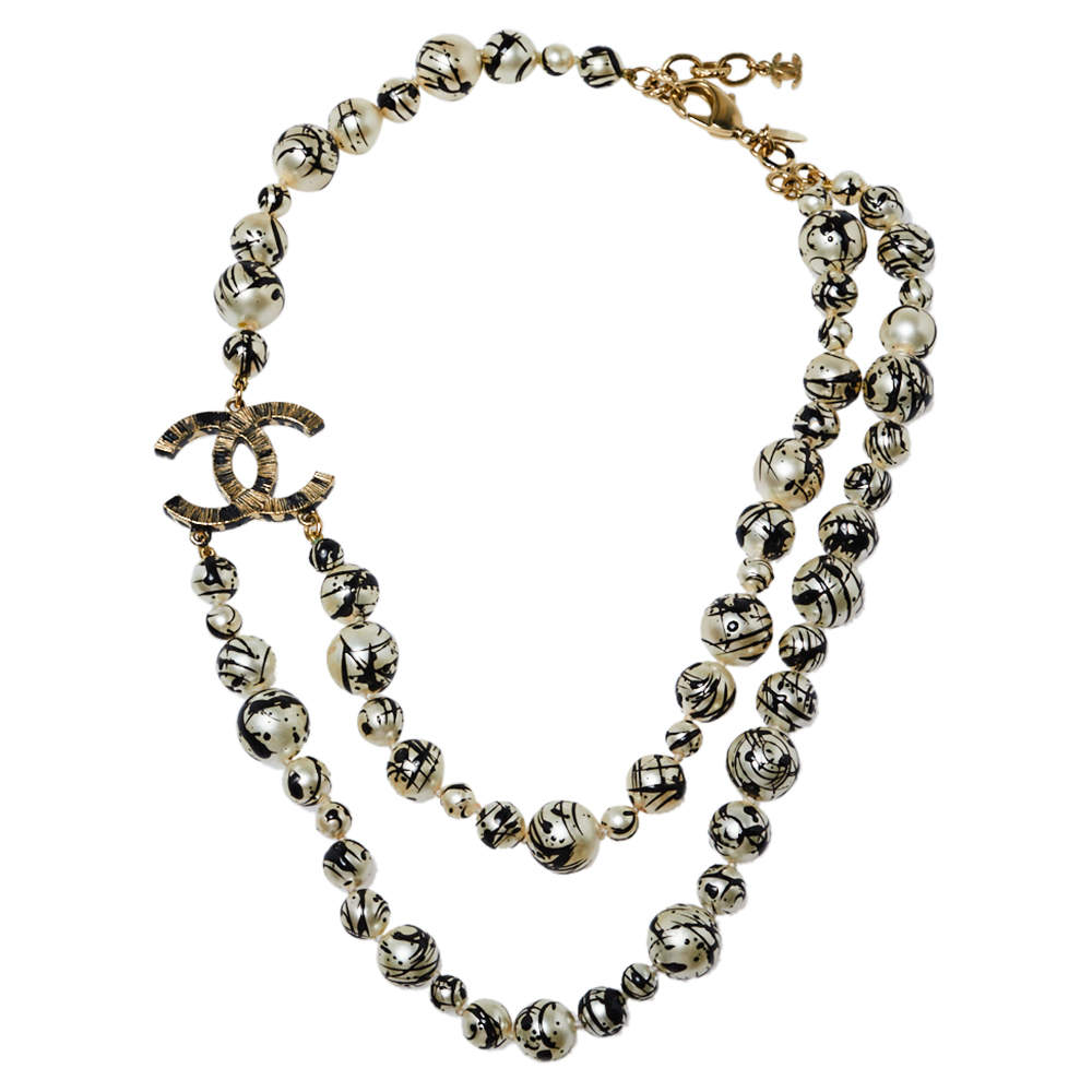 Pre Owned Chanel CC Paint Splatter Faux Pearl Gold Tone Layered Necklace