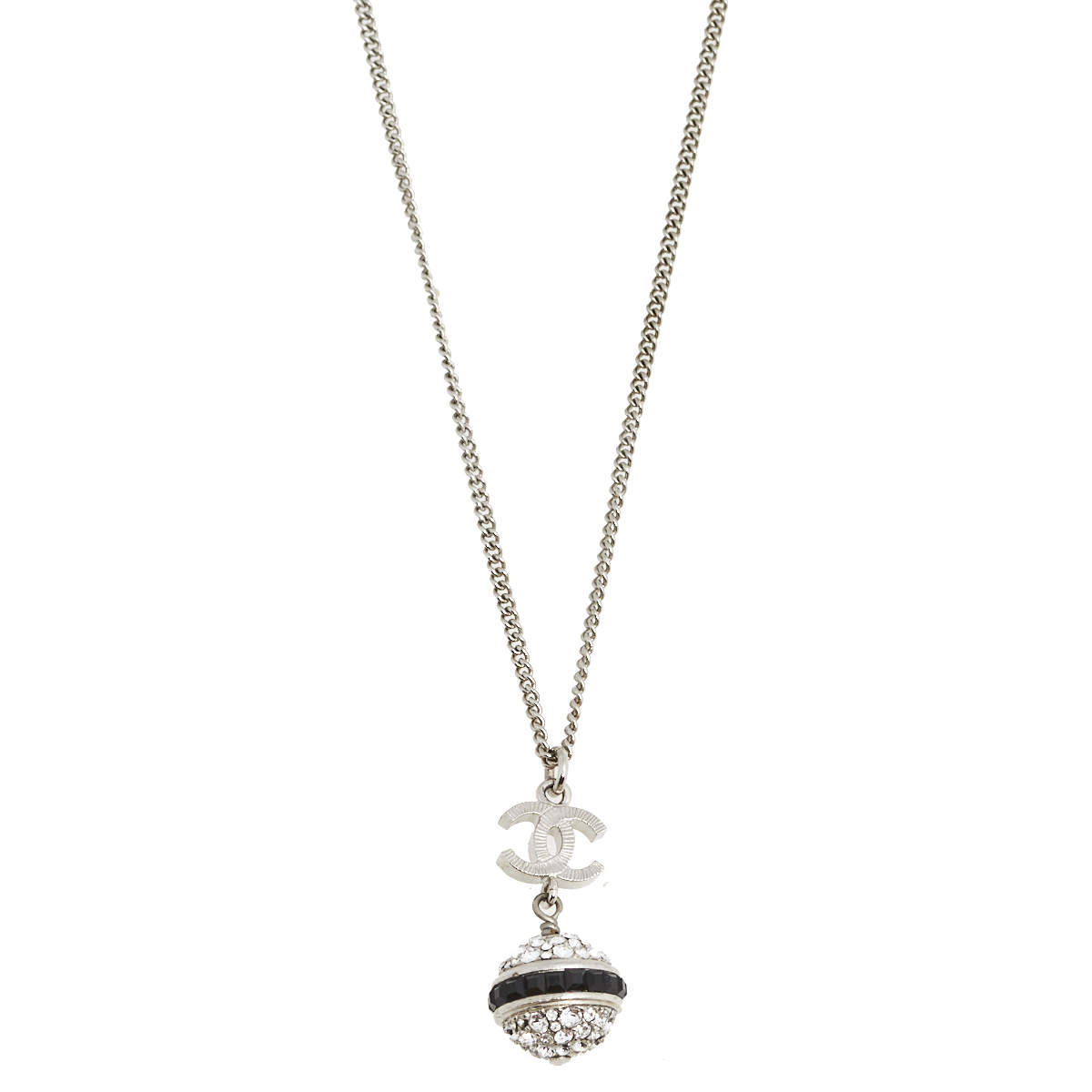 مملوكة مسبقًا Chanel CC Silver Tone Metal Crystal Ball Pendant Necklace
