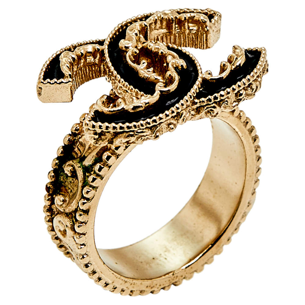 Pre Owned Chanel Pale Gold Tone Black Enamel Baroque CC Ring Size EU 52