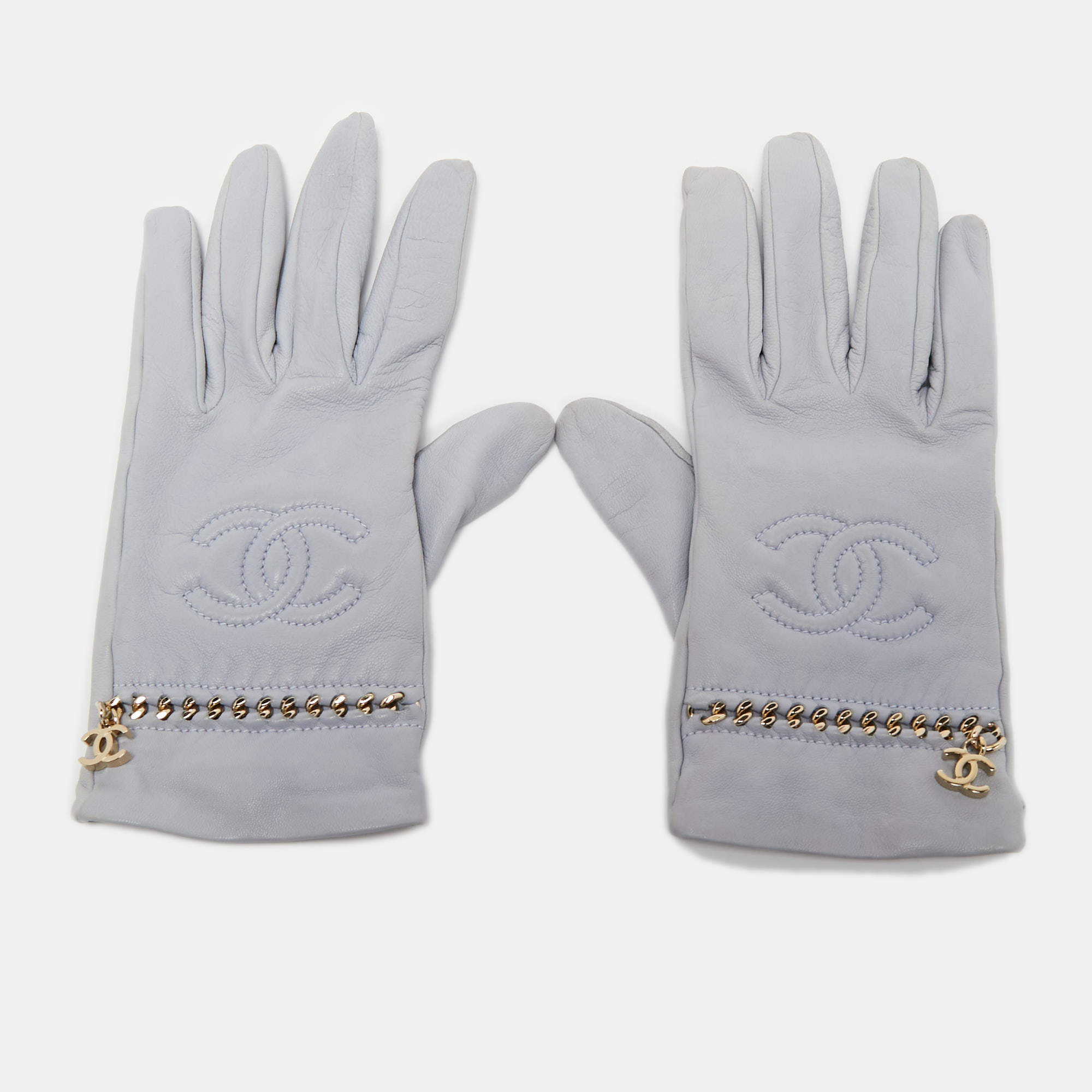 Chanel Light Blue Leather CC Chain Gloves Size 8 Chanel