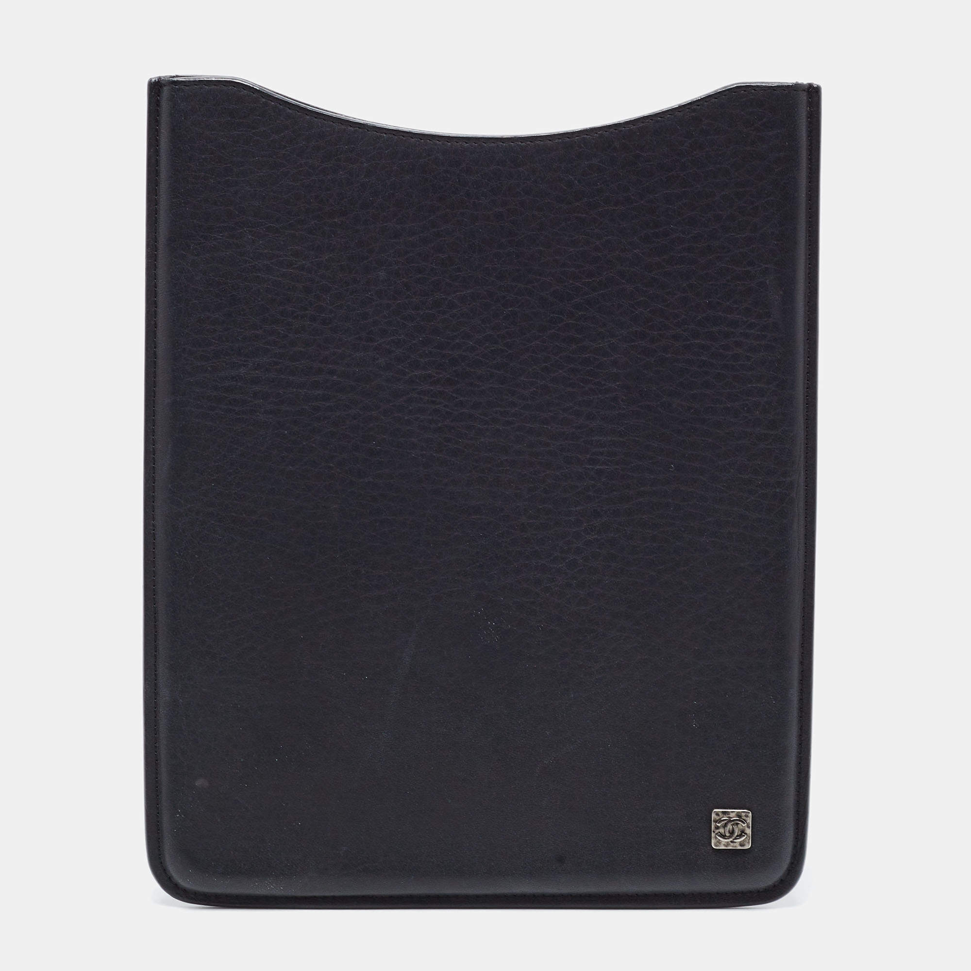CHANEL - CHANEL iPad mini レザーケース Chanel Black Leather Logo Ipad Mini Case Chanel | TLC