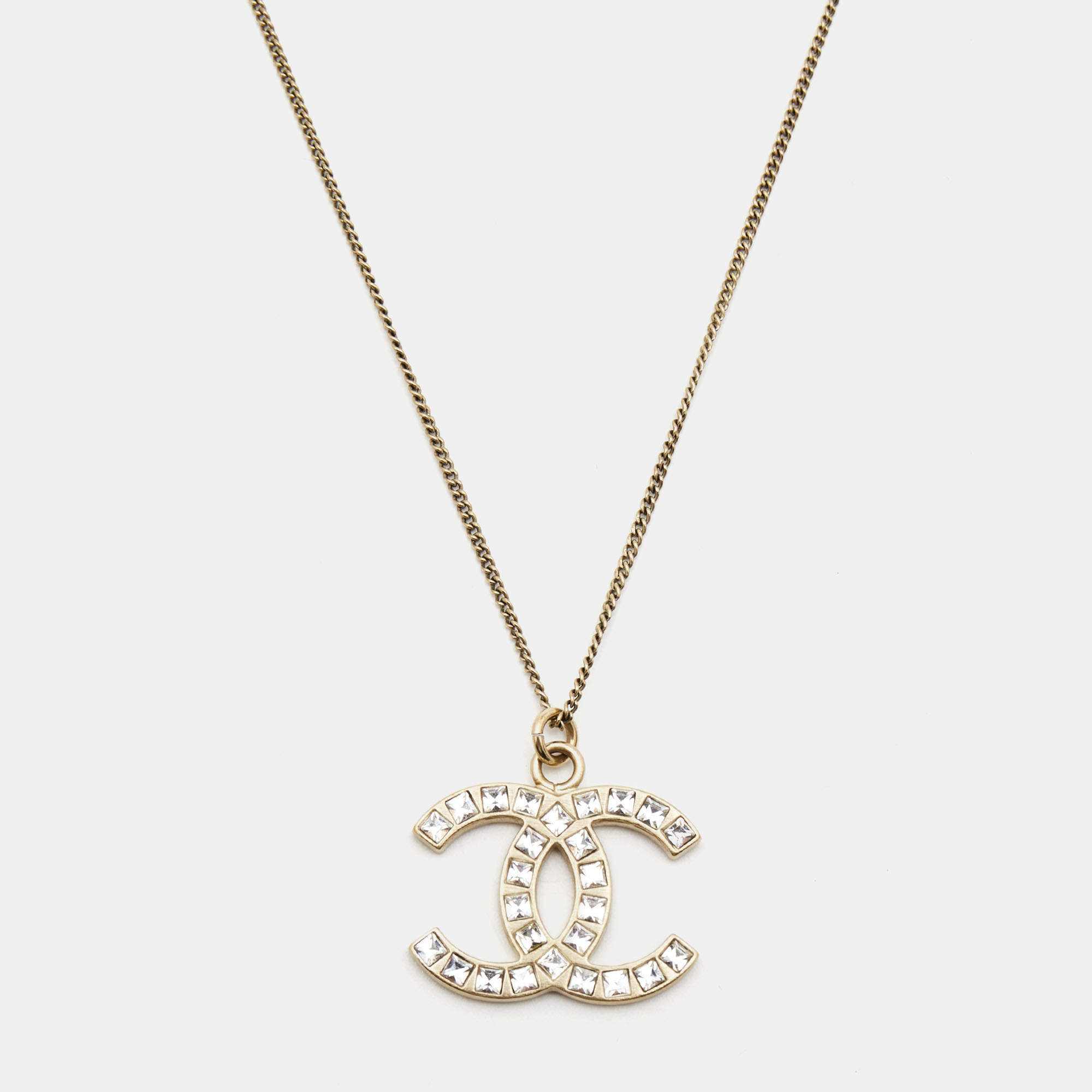 Pre Owned Chanel CC Crystals Gold Tone Necklace