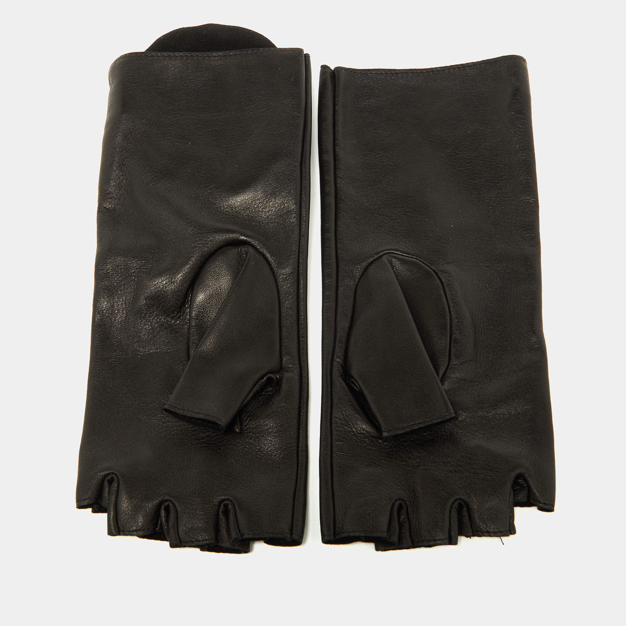 Chanel Long Lace Fingerless Gloves w/ Tags - Black Winter Accessories,  Accessories - CHA933620