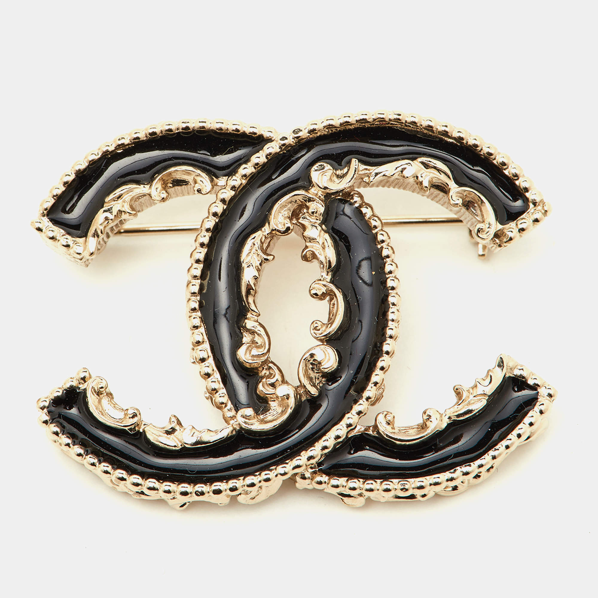 Pre Owned Chanel Black Enamel Gold Tone CC Baroque Pin Brooch