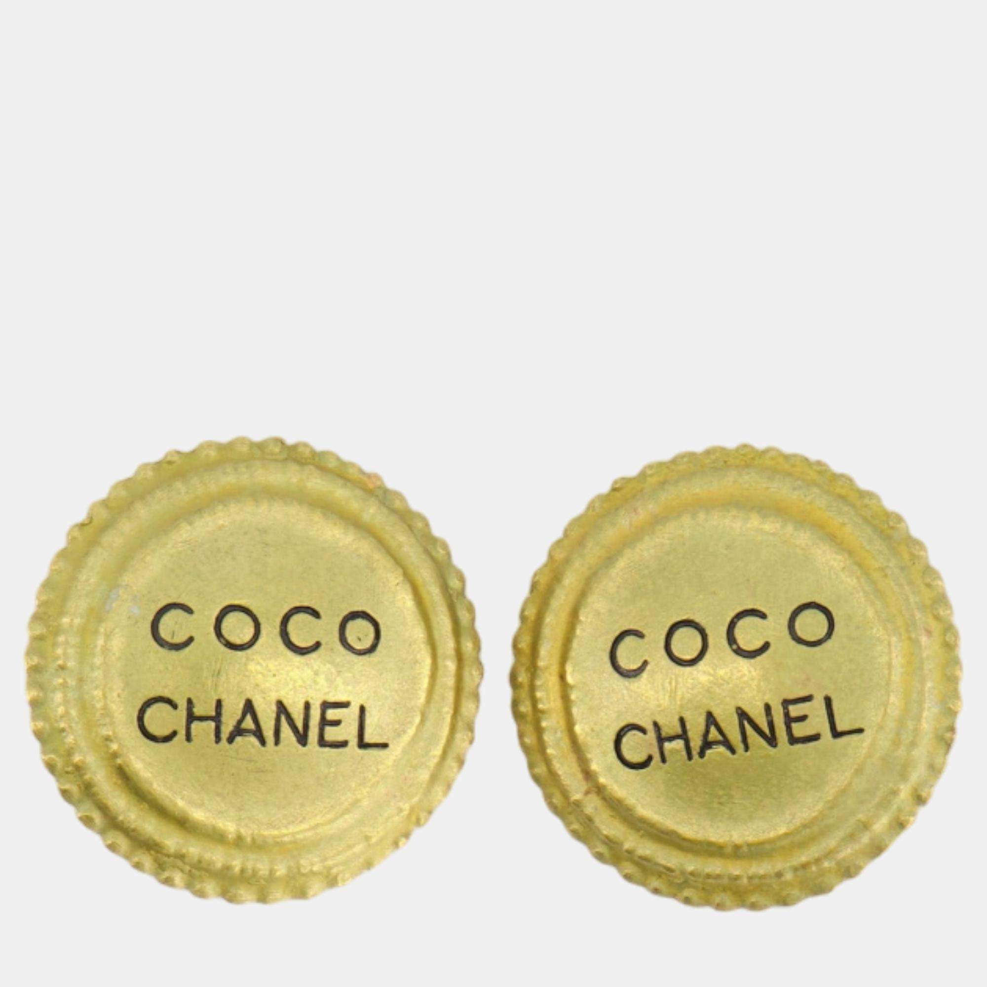 Chanel Vintage Ancient Gold Coco Chanel Round Clip-On Earrings