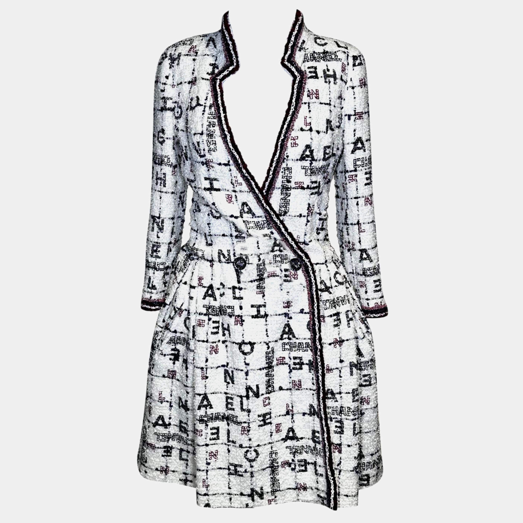 Pre Owned Chanel White/Black Logo 20S Tweed Dress XS