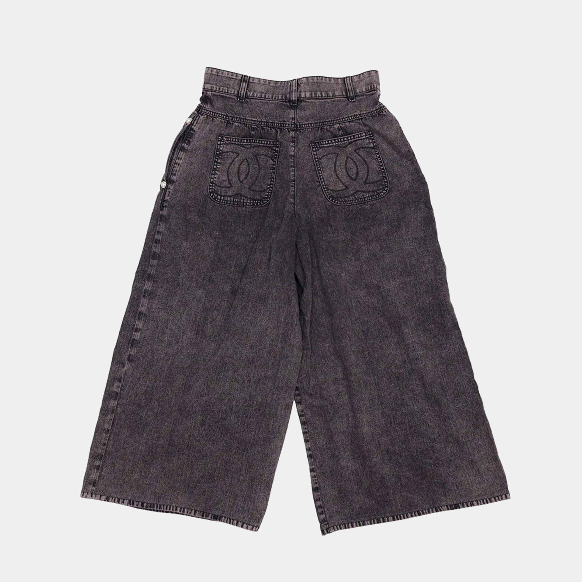CHANEL★素敵！24B Gray Black Denim Floral/Logo Print Jeans NWT CHANEL 24B Gray Black Denim Floral/Logo Print Jeans F 34