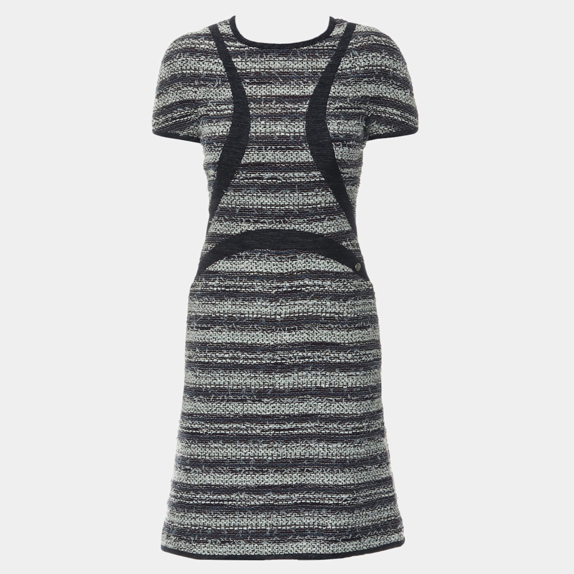 مملوكة مسبقًا Chanel Tweed Dress