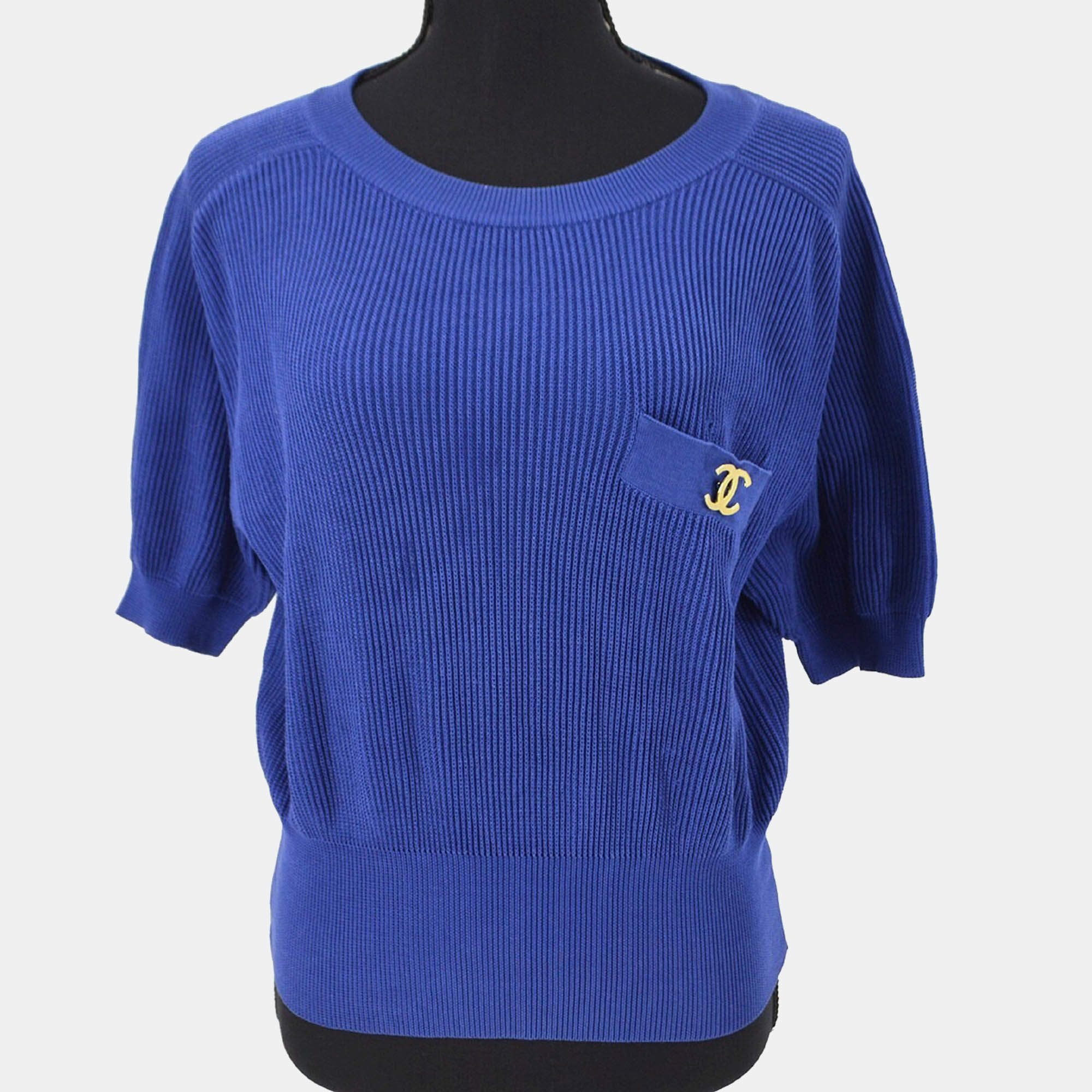 مملوكة مسبقًا Chanel Round Neck Blue Short Sleeve Knit Top Size 40