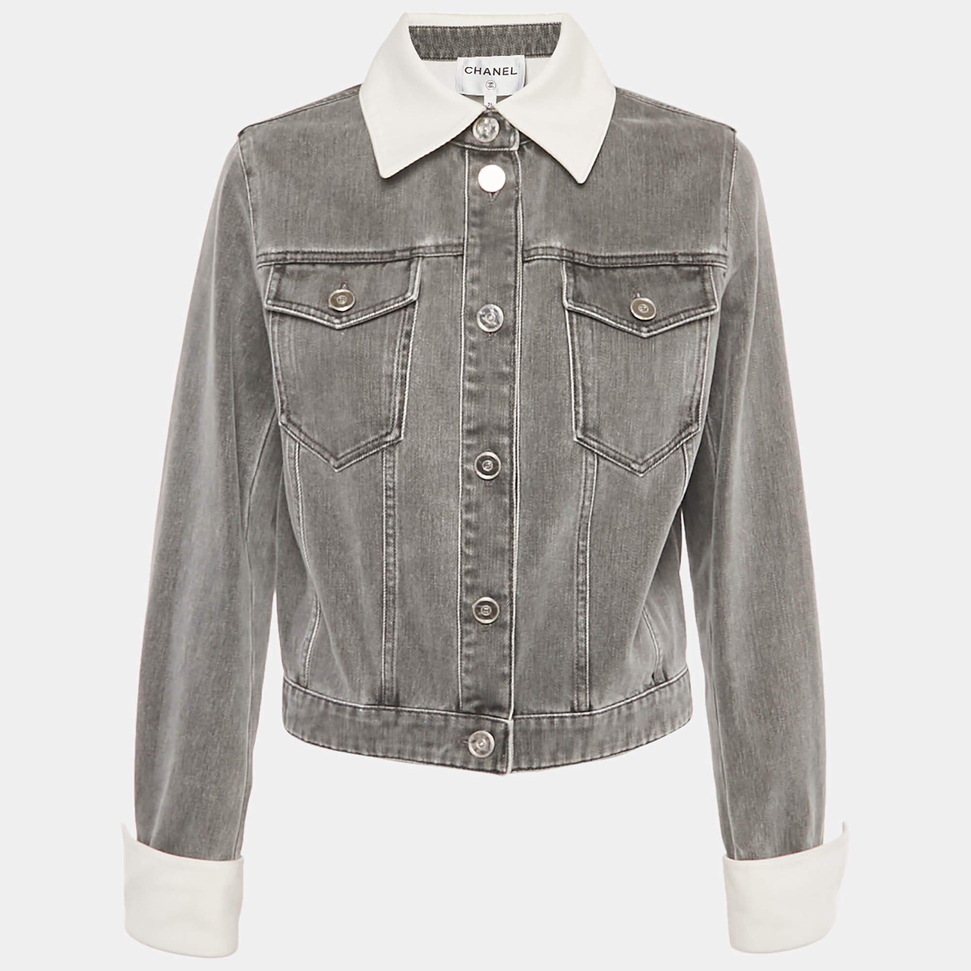Pre Owned جاكيت شانييل دنيم رمادي مغسول مقاس صغير