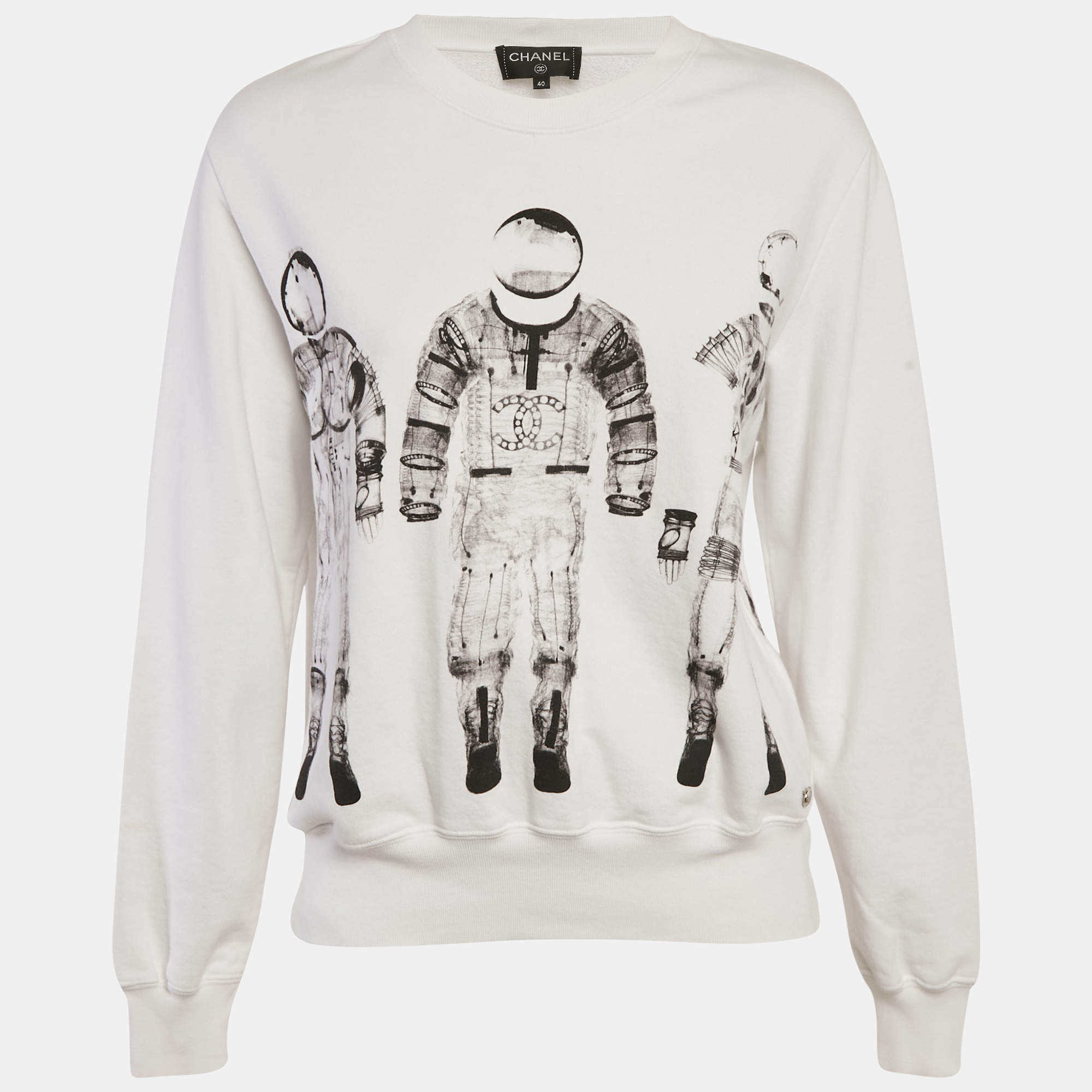 Pre Owned Chanel White Printed Cotton Sweatshirt M