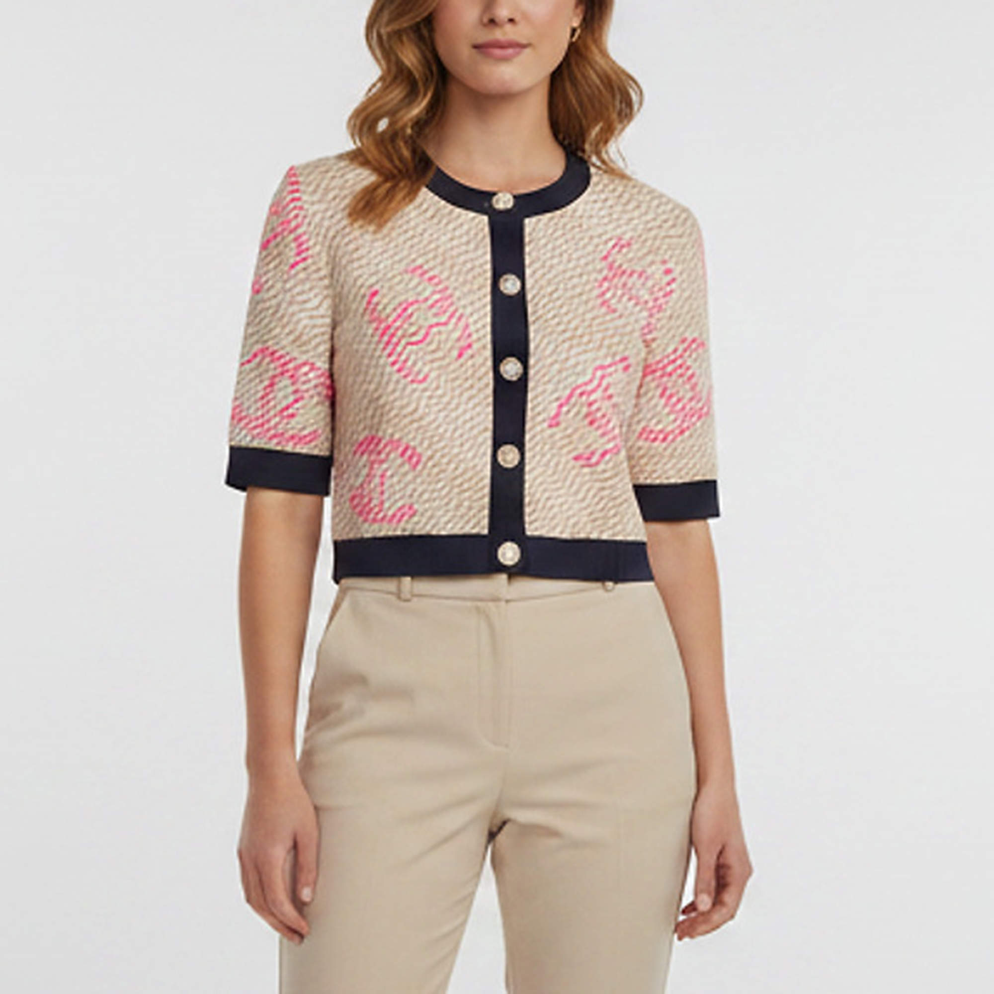 مملوكة مسبقًا Chanel Beige Wavy Logo Jacquard Knit Cropped Cardigan M