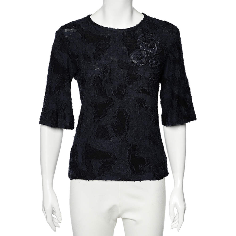 مملوكة مسبقًا Chanel Navy Blue Textured Cotton Floral Broach Detailed Top S