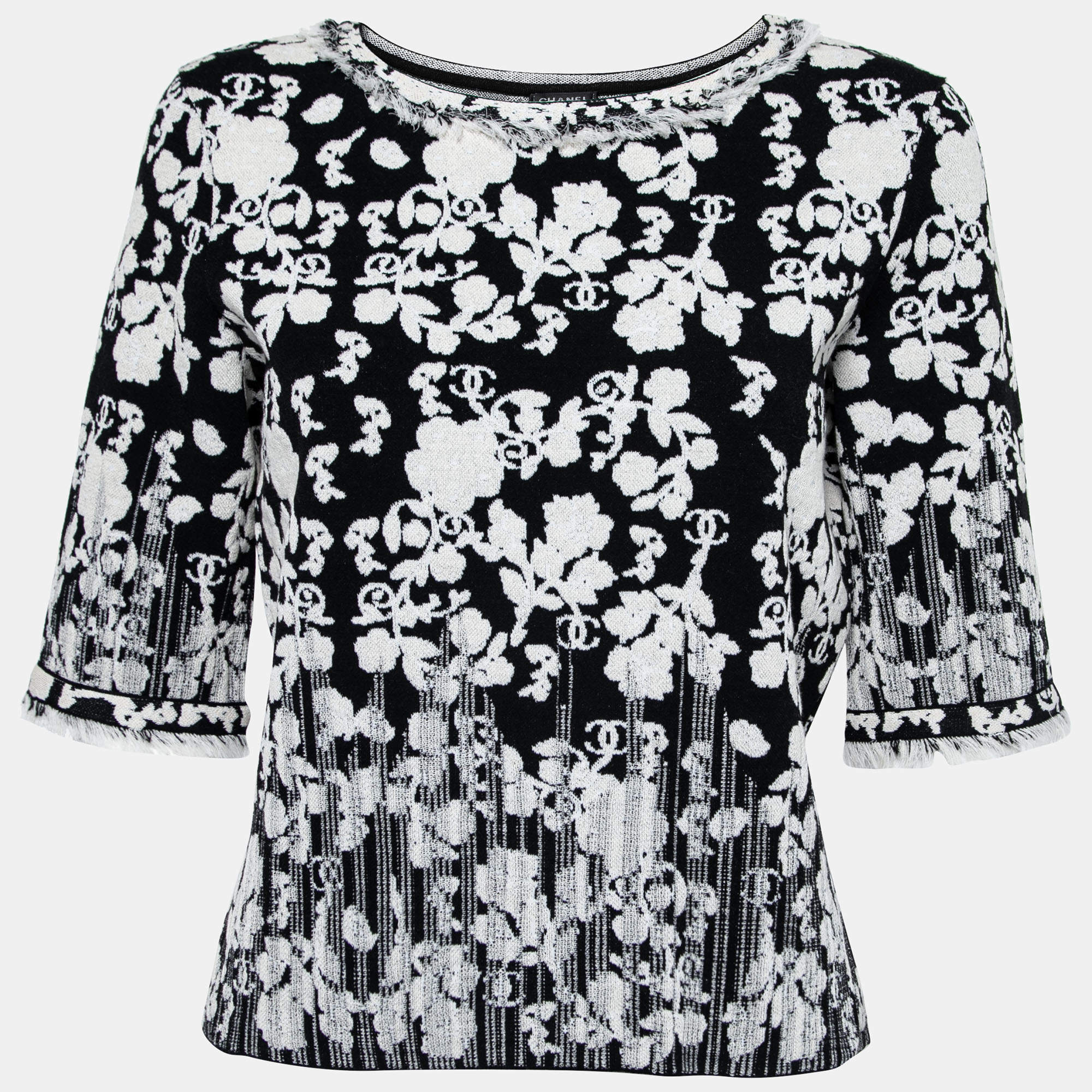 Pre Owned توب شانيل تريكو جاكار أسود مورد مقاس كبير - لارج