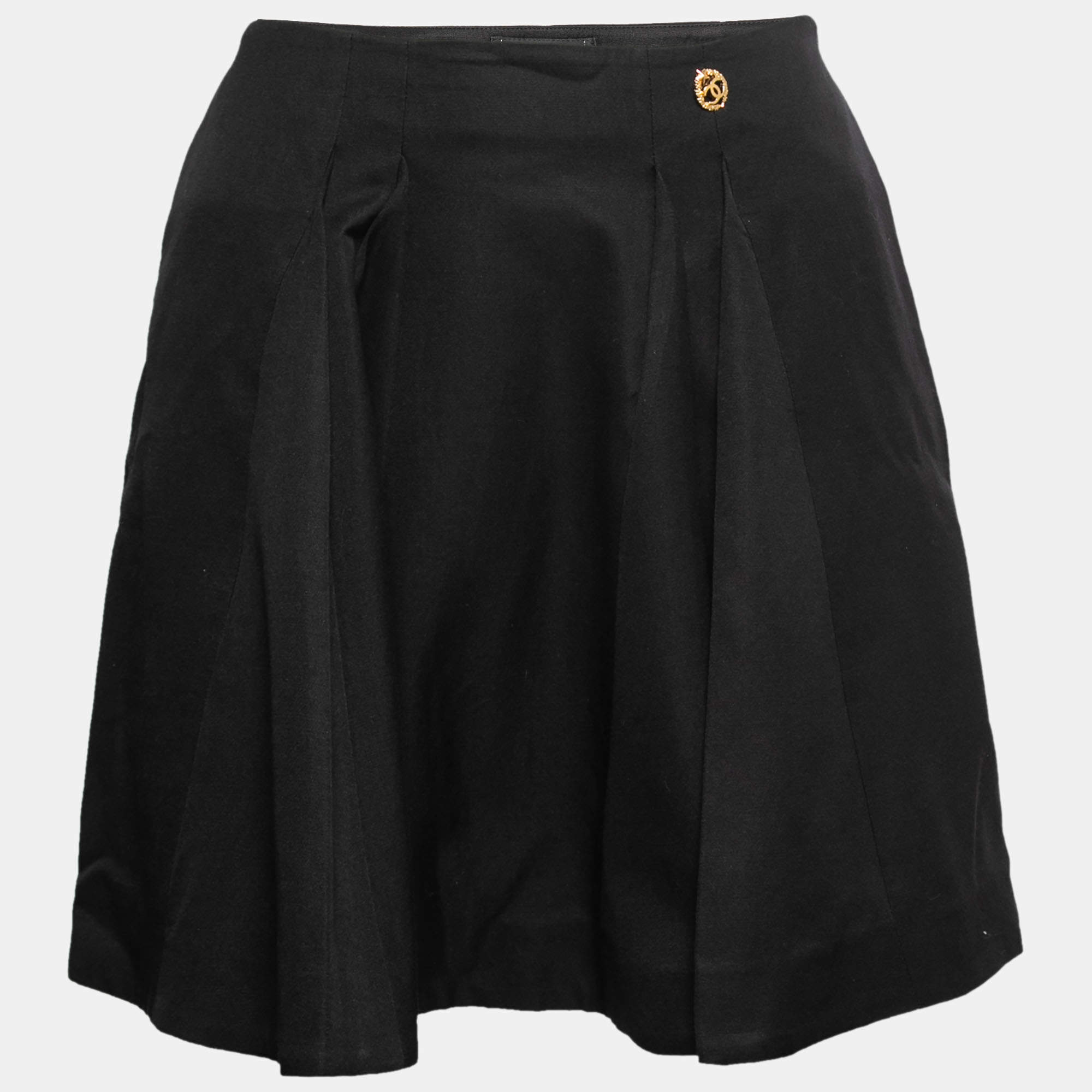 Pre Owned Chanel Black Wool & Silk Pleated Mini Skirt S
