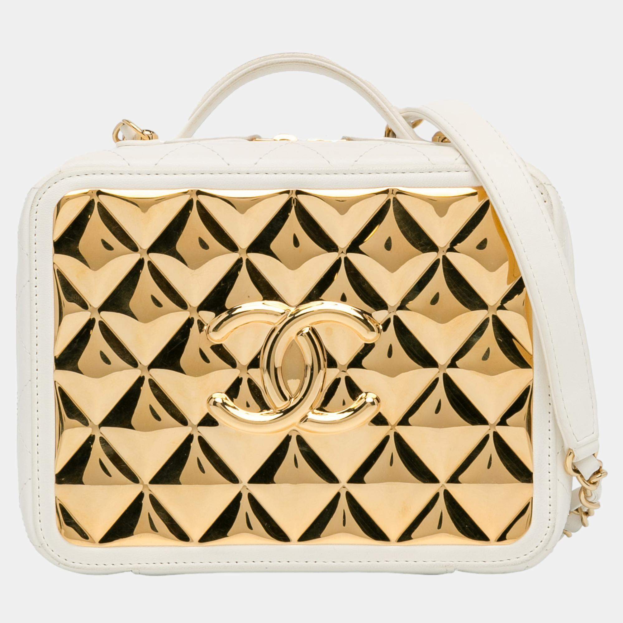 Pre Owned Chanel White Golden Plate Vanity Case
